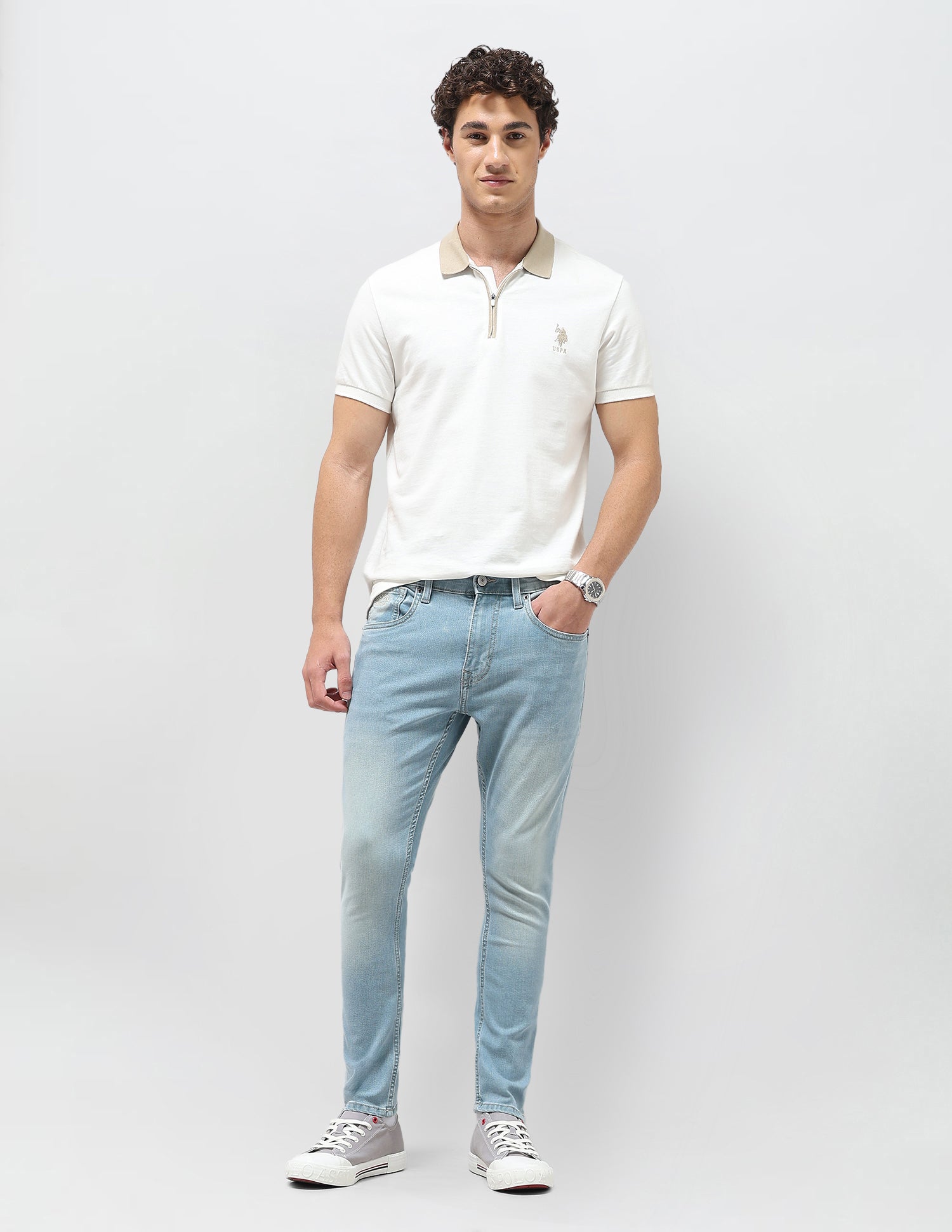 Henry Tapered Fit Blue Jeans Light Indigo - U.S. Polo Assn. India | Large