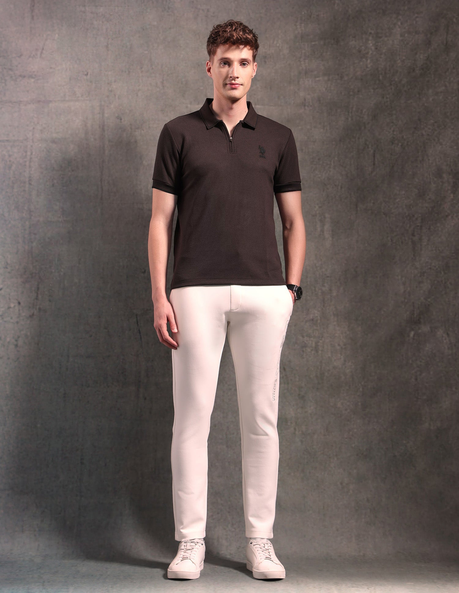 Black & Gold Textured Polo Shirt Dark Brown - U.S. POLO ASSN. | Large