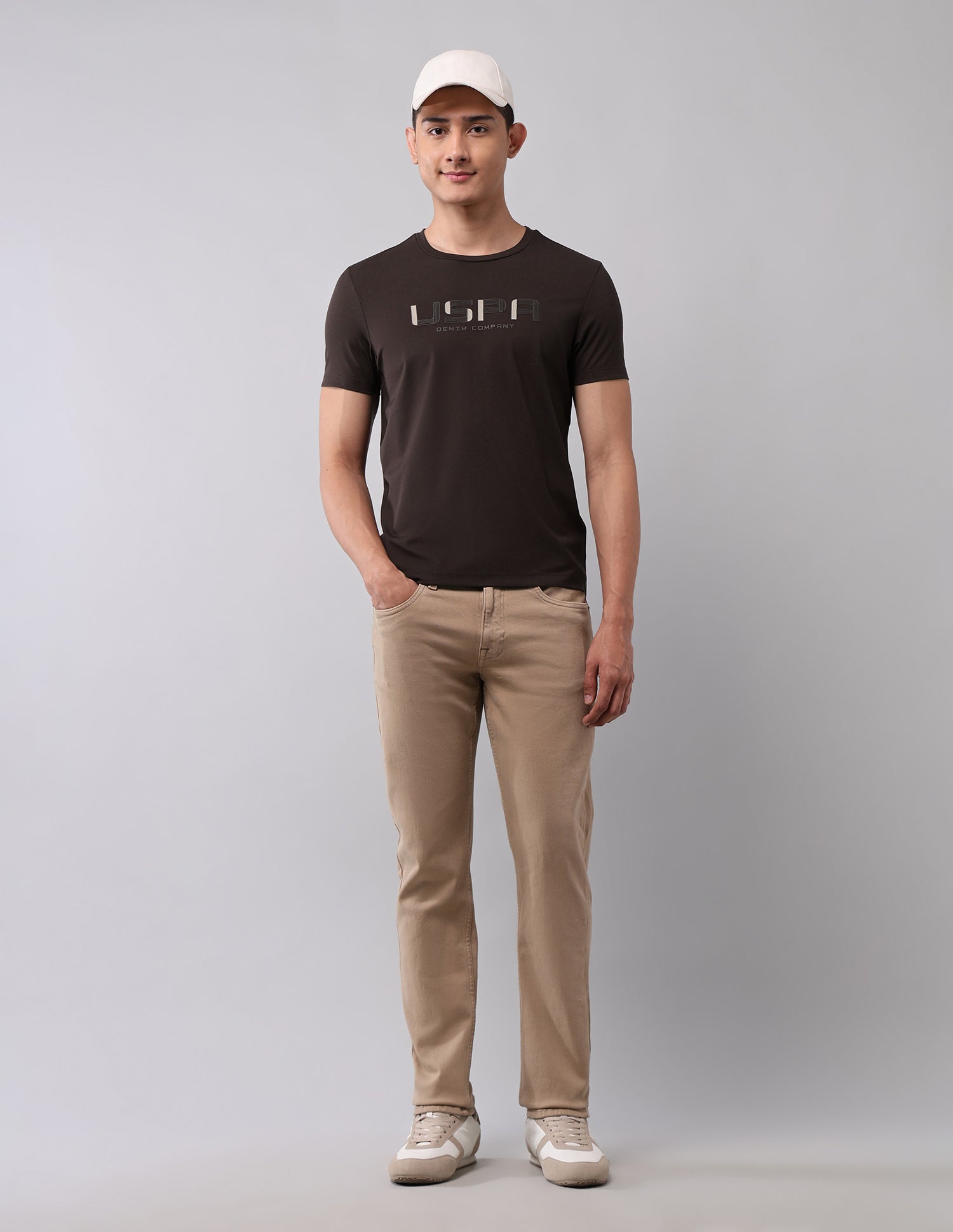 Brand Embossed Muscle Fit T-Shirt Dark Brown - U.S. Polo Assn. India | Large