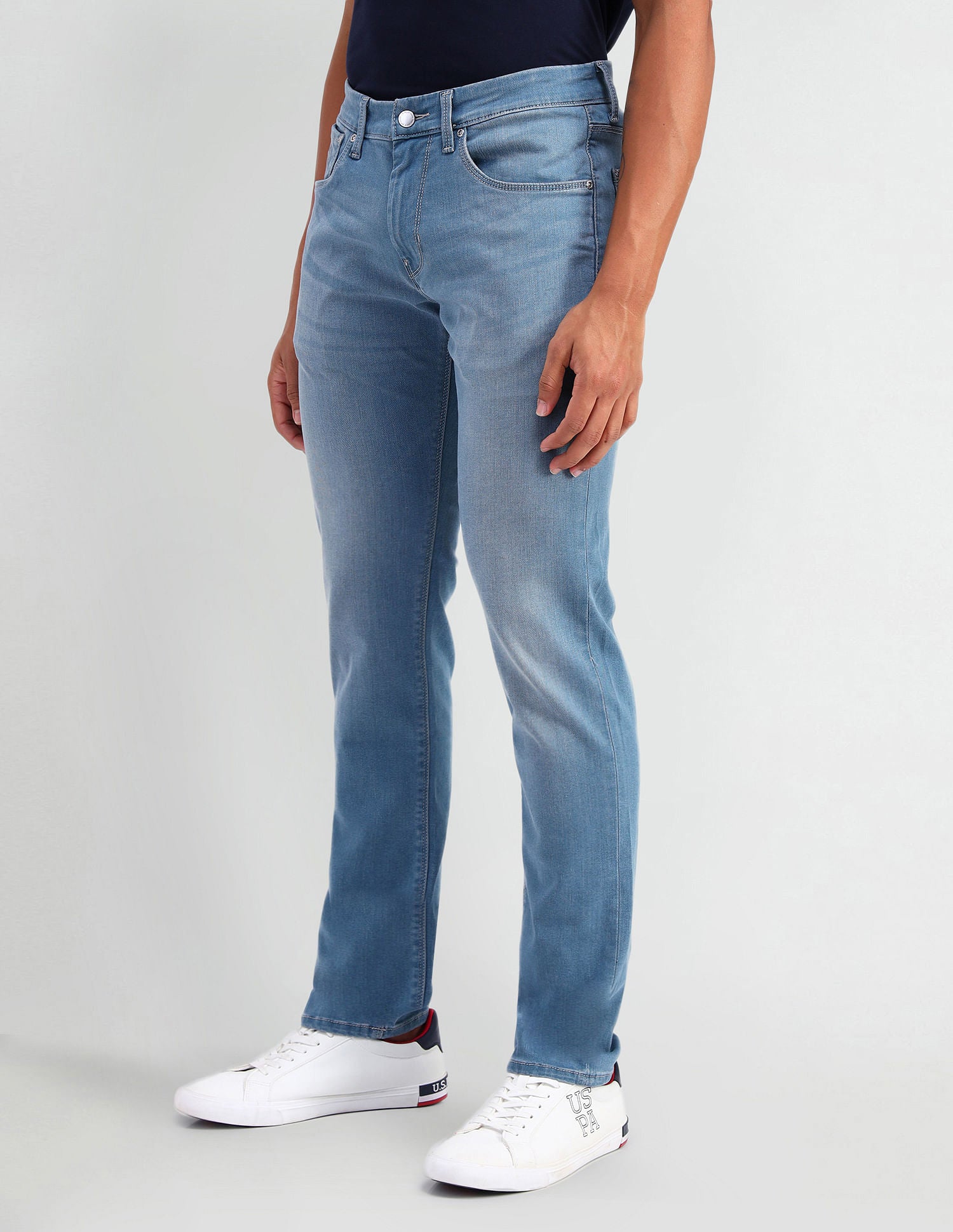Brandon Slim Tapered Fit Blue Jeans Blue - U.S. Polo Assn. India | Large