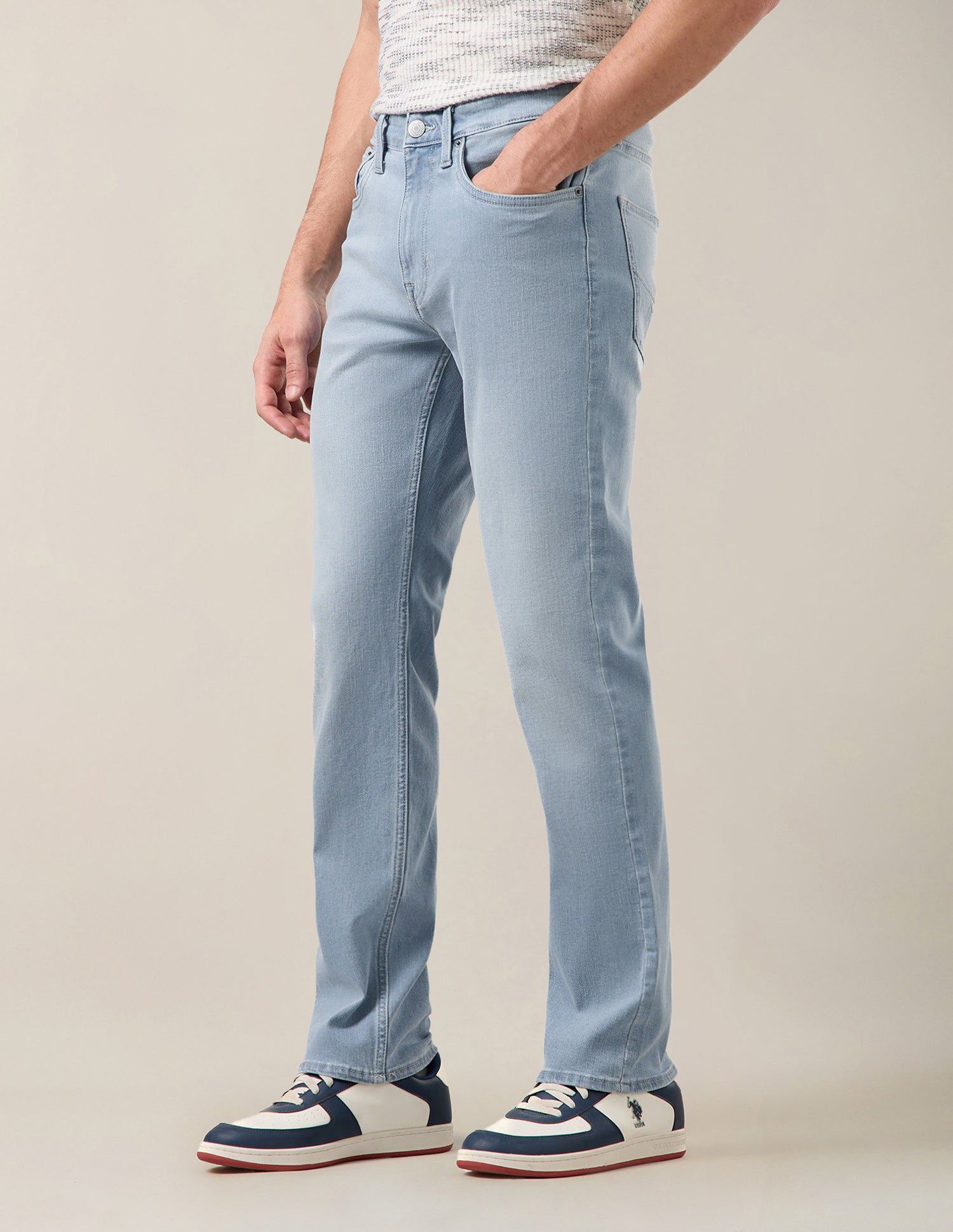 Harold Slim Straight Fit Blue Jeans Light Indigo - U.S. Polo Assn. India | Large