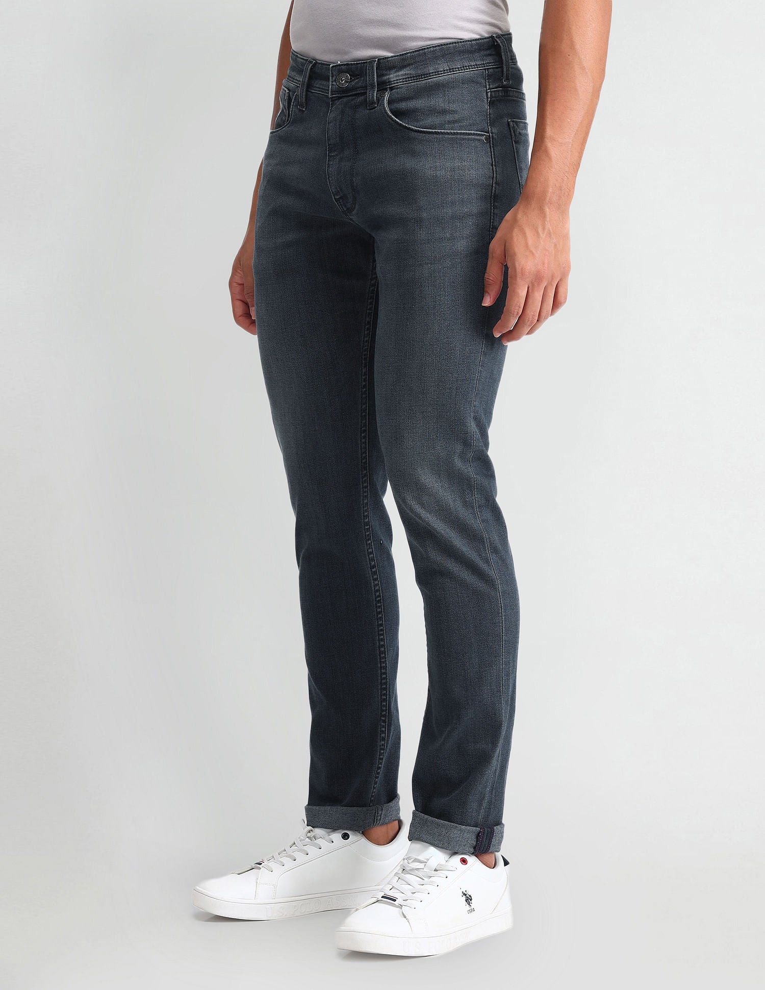 Brandon Slim Tapered Fit Blue Jeans Blue - U.S. Polo Assn. India | Large