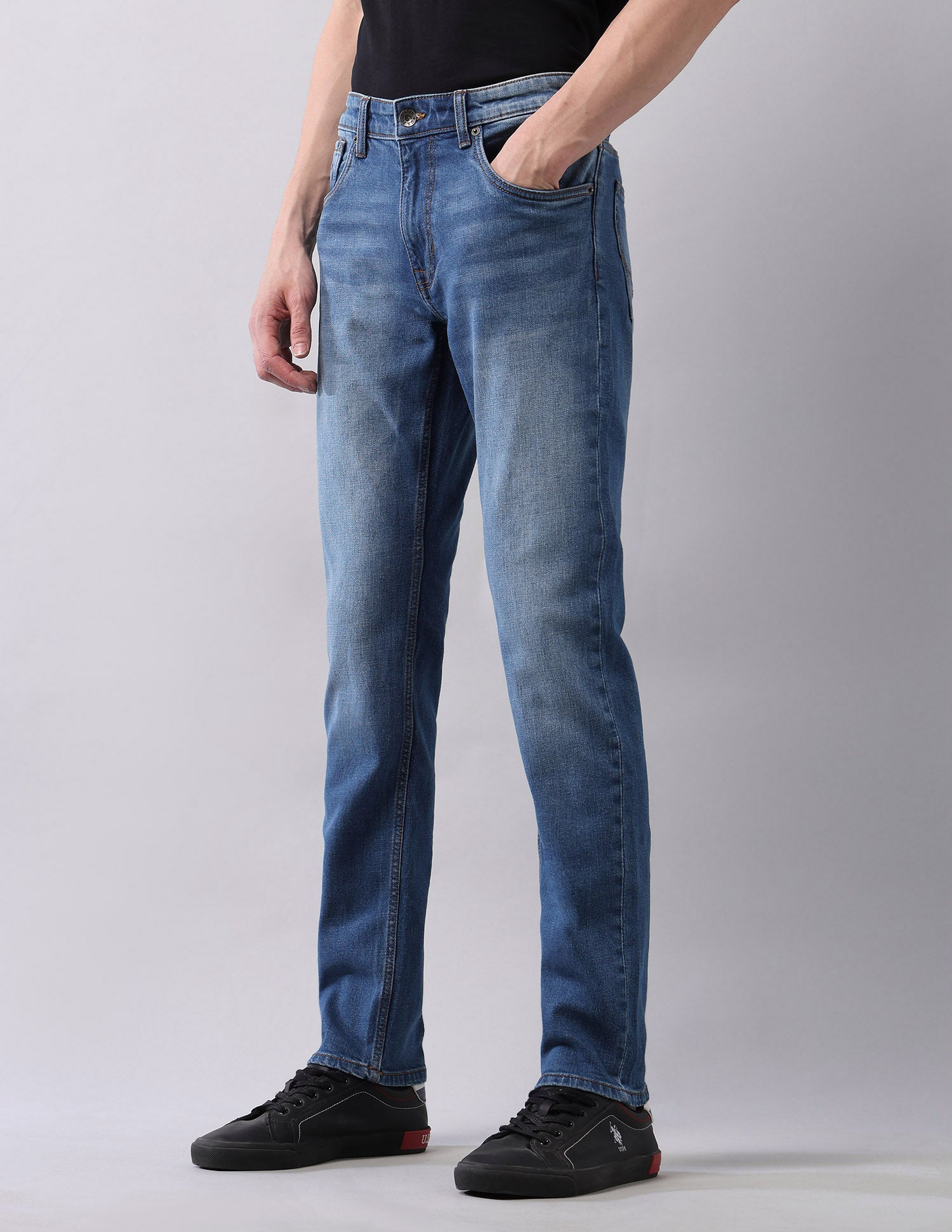 Brandon Slim Tapered Fit Blue Jeans Blue - U.S. POLO ASSN. | Large