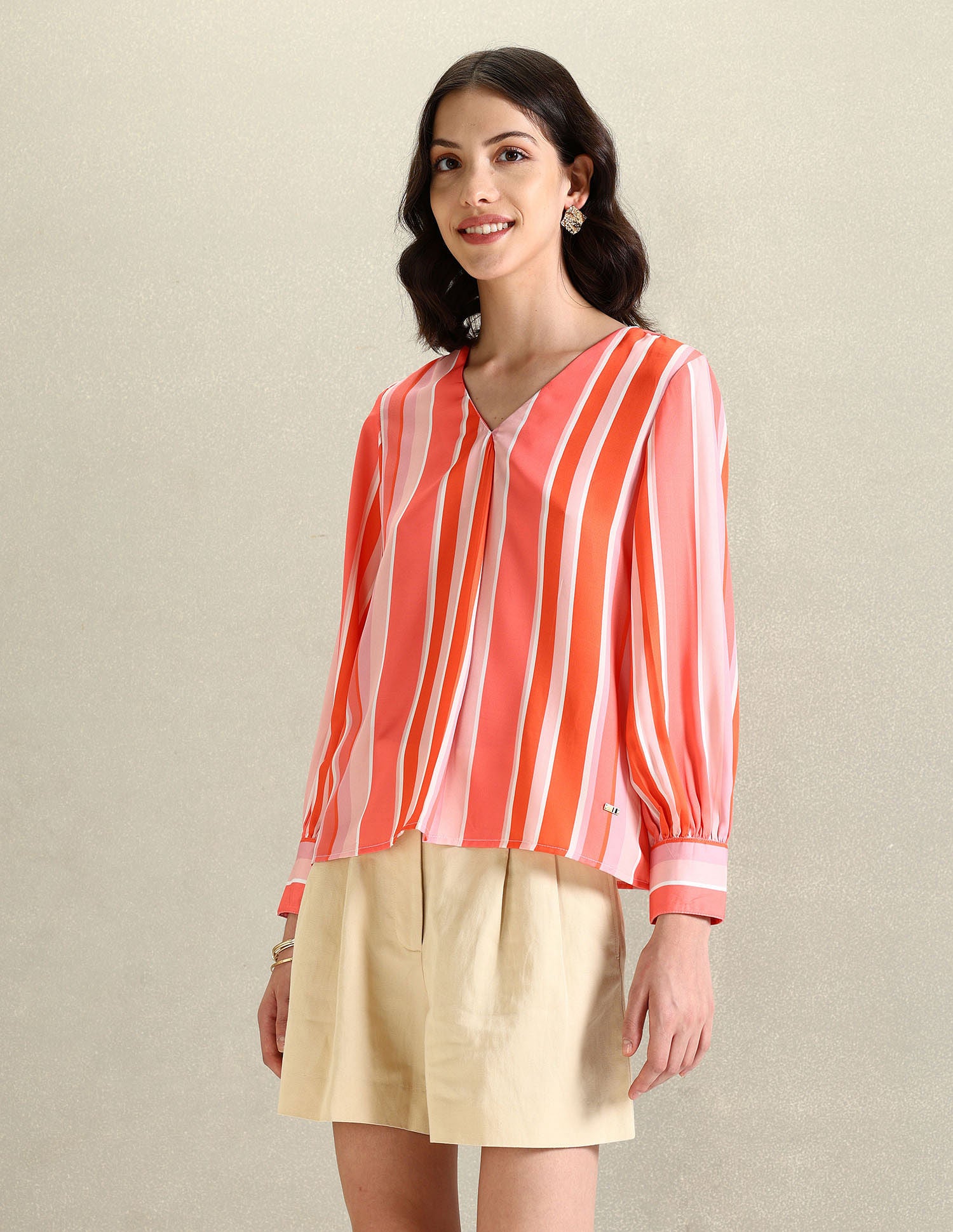 Vertical Stripe V-Neck Top Peach and Orange - U.S. Polo Assn. India | Large