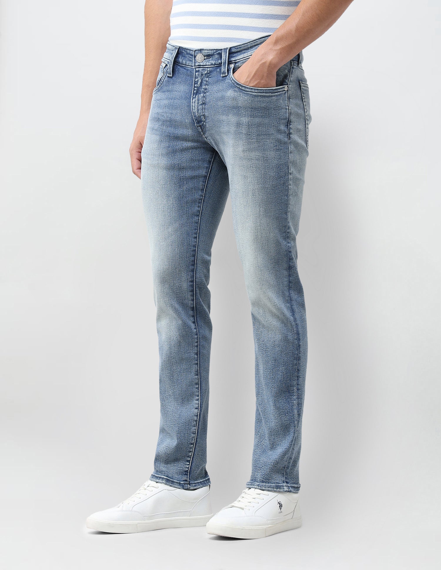 Brandon Slim Tapered Fit Blue Jeans Blue - U.S. Polo Assn. India | Large