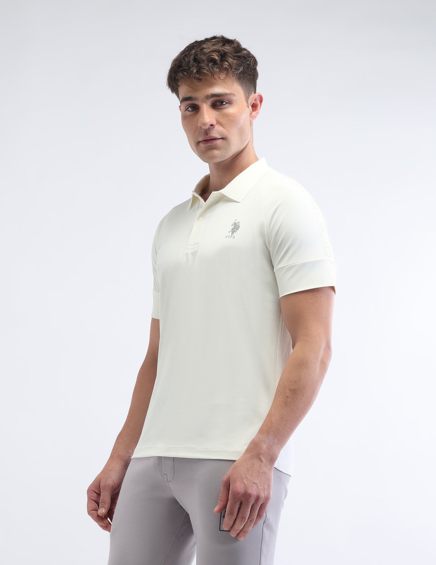 Solid Slim Fit Polo Shirt Off White - U.S. Polo Assn. India | Large