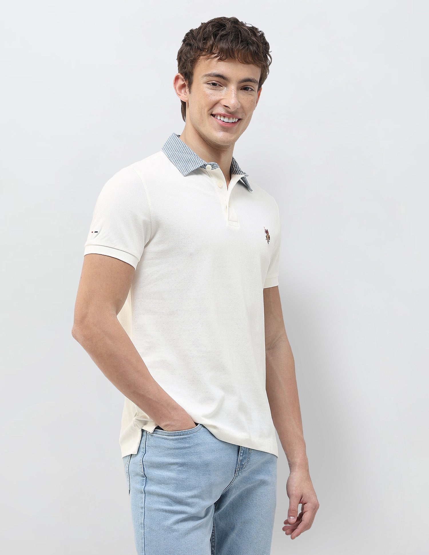 Solid Slim Fit Polo Shirt Ivory - U.S. Polo Assn. India | Large
