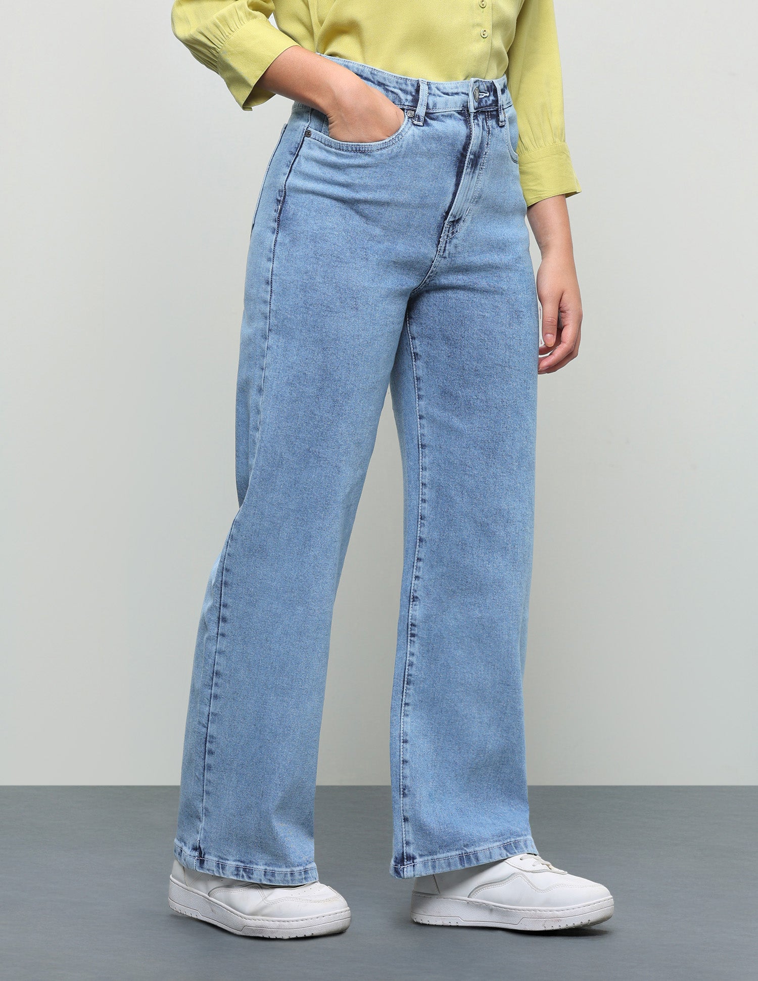 Acid Washed Wide Leg Fit Jeans Light Blue - U.S. Polo Assn. India | Large