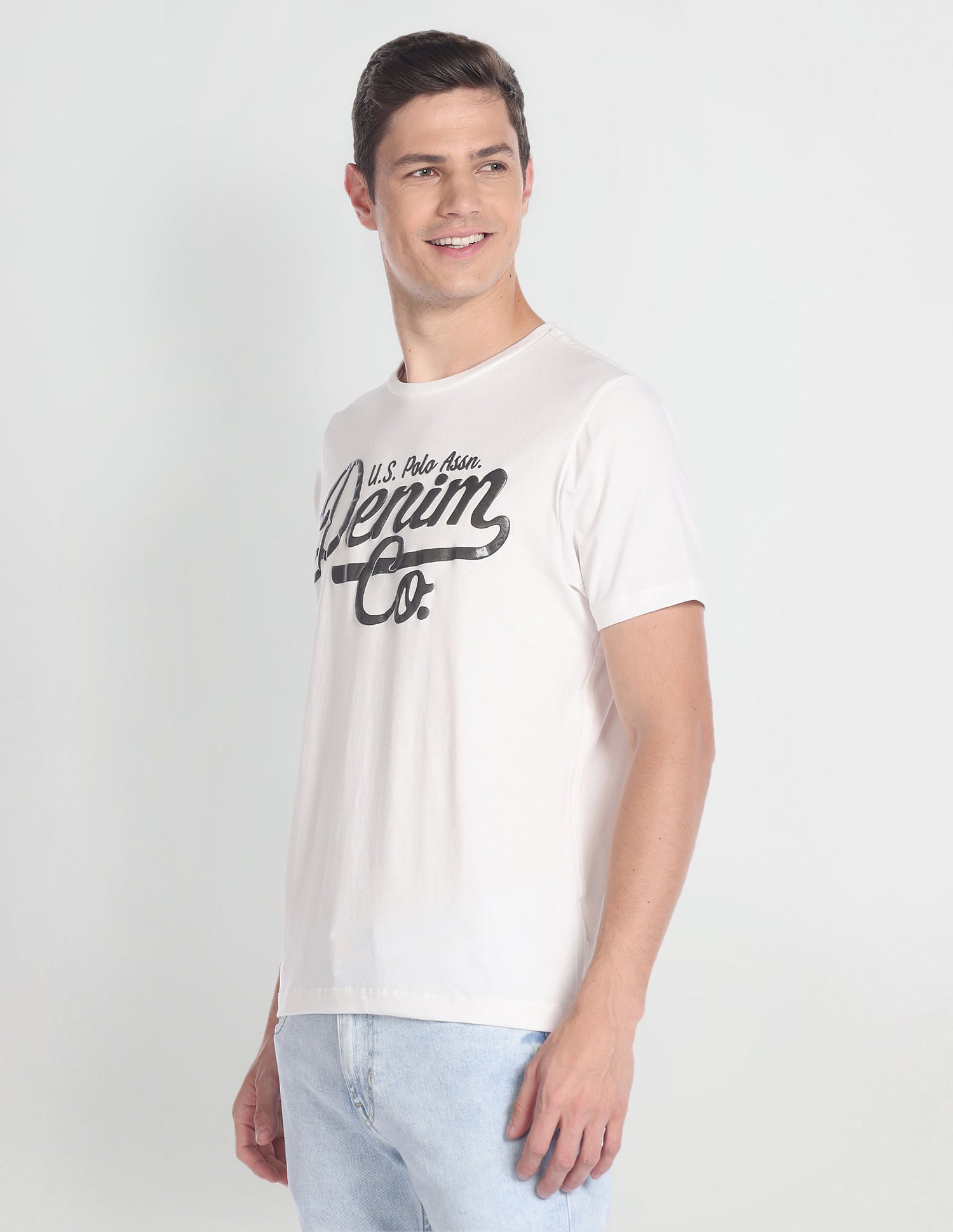 Brand Print Muscle Fit T-Shirt White - U.S. POLO ASSN. | Large