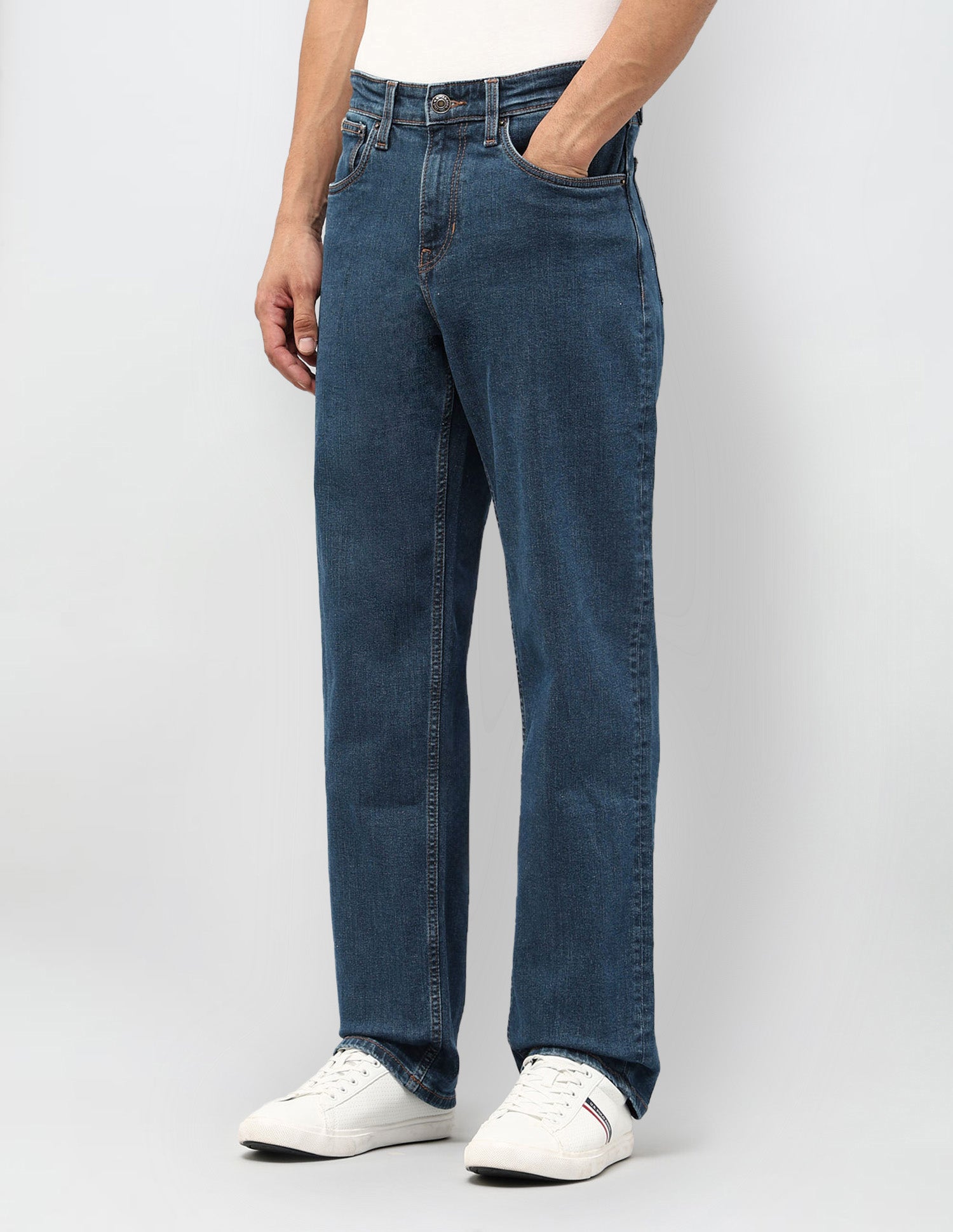 Shawn Relaxed Fit Blue Jeans Med Blue - U.S. Polo Assn. India | Large