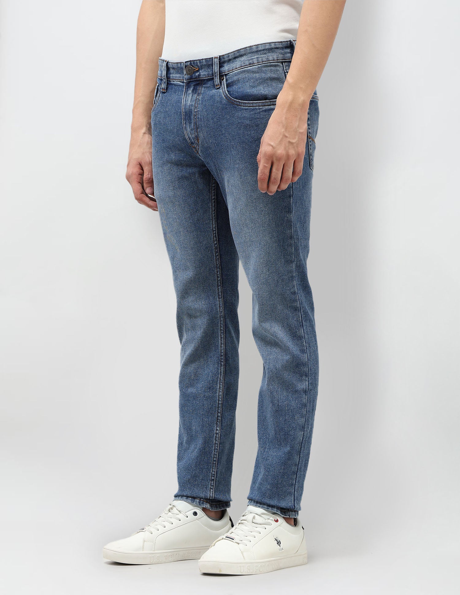 Brandon Slim Tapered Fit Blue Jeans Blue - U.S. Polo Assn. India | Large