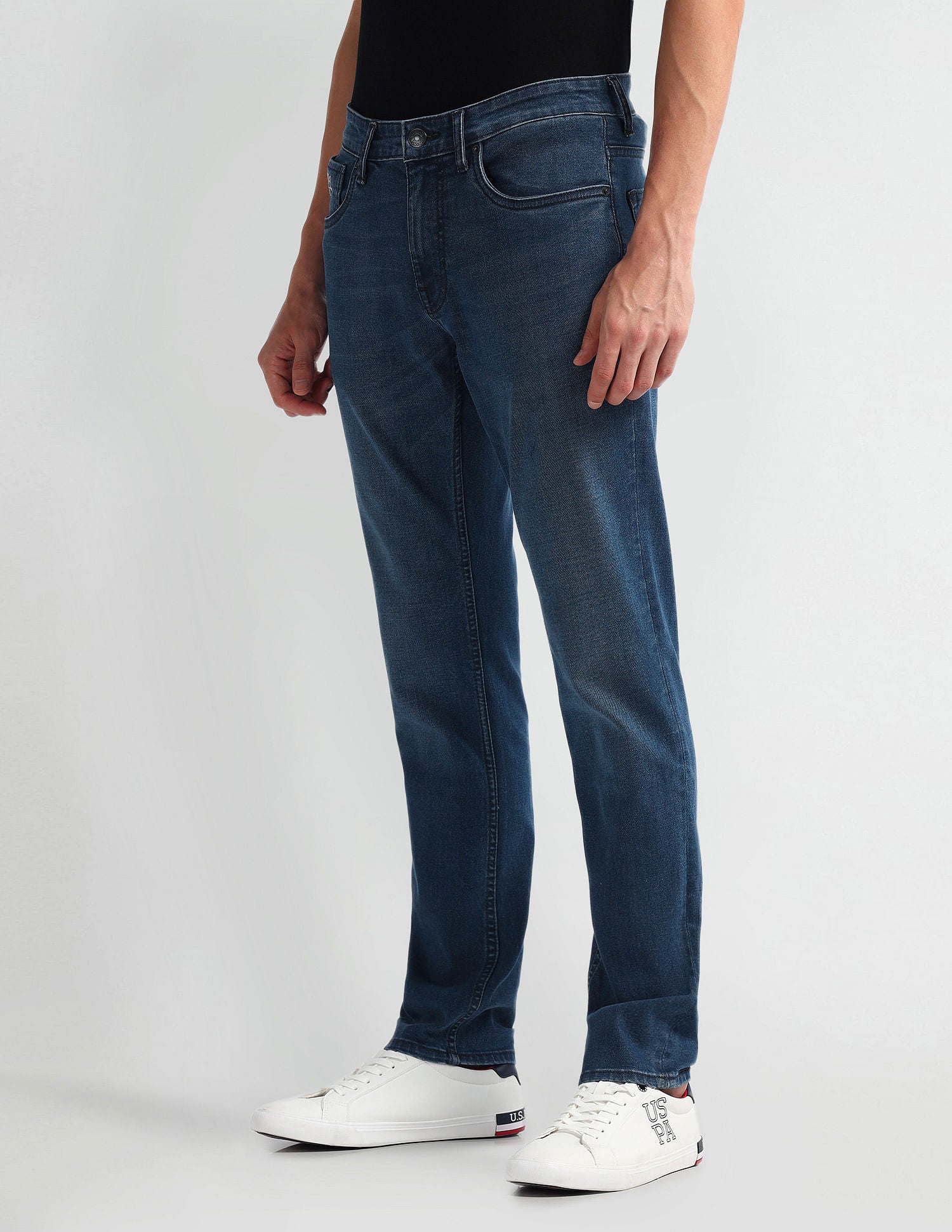 Brandon Slim Tapered Fit Mid Wash Jeans Blue - U.S. Polo Assn. India | Large