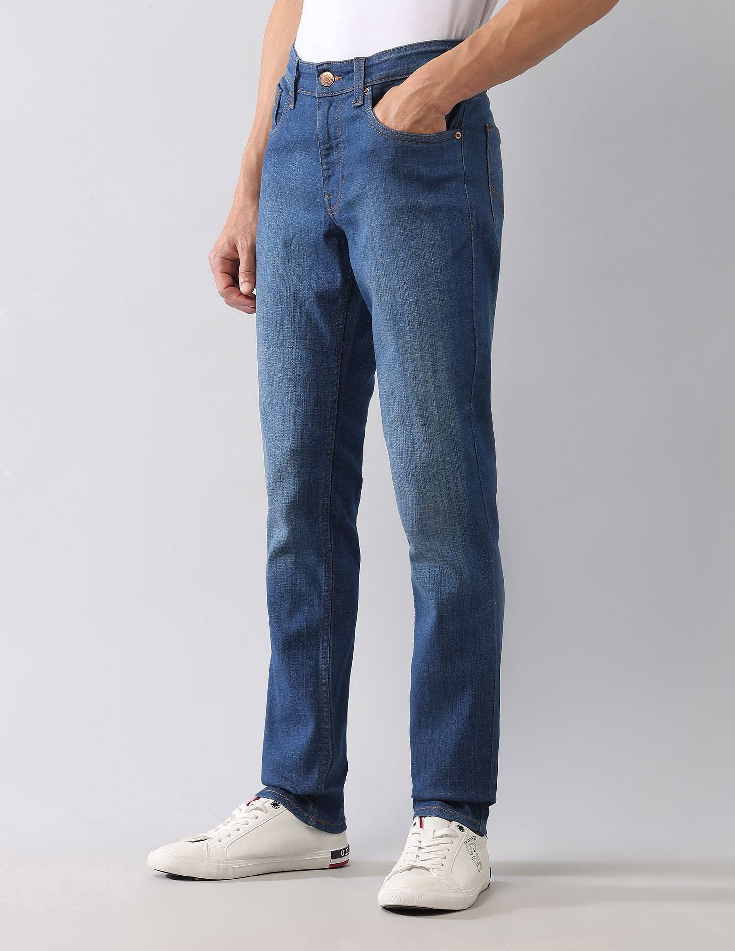 Brandon Slim Tapered Fit Blue Jeans Blue - U.S. POLO ASSN. | Large