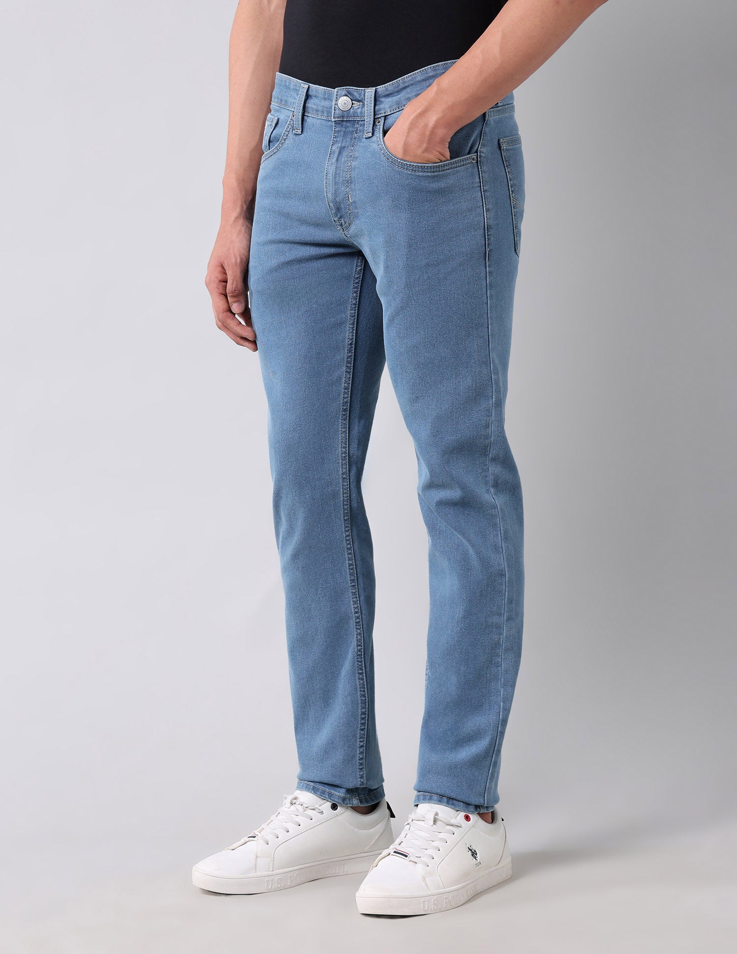 Regallo Skinny Fit Blue Jeans Light Wash - U.S. Polo Assn. India | Large