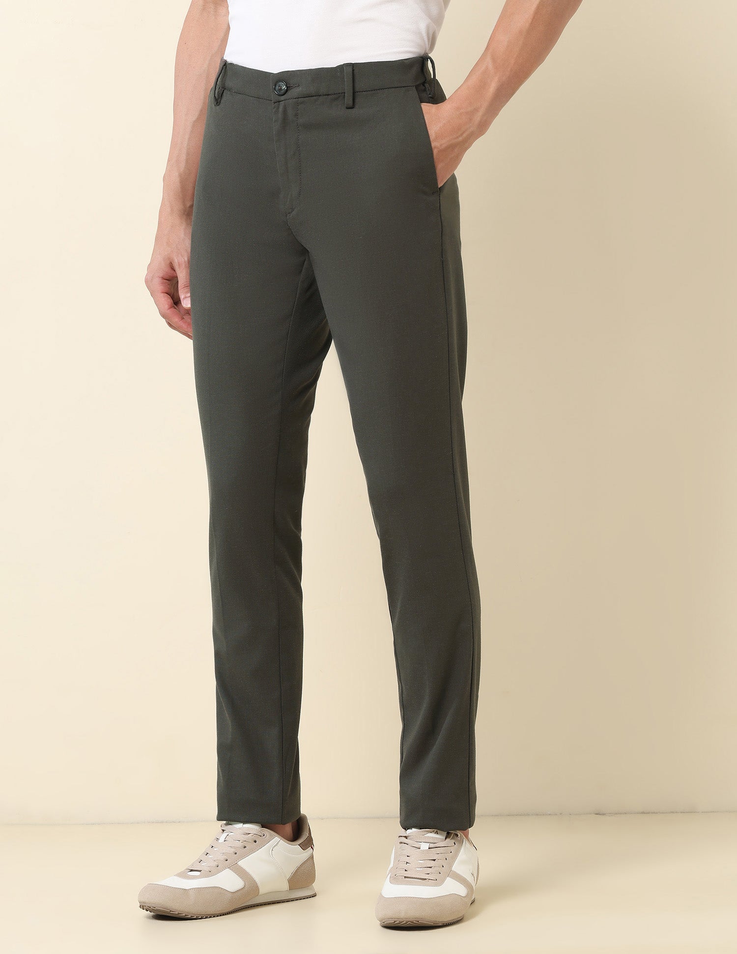 Austin Slim Fit Solid Trousers Olive - U.S. Polo Assn. India | Large