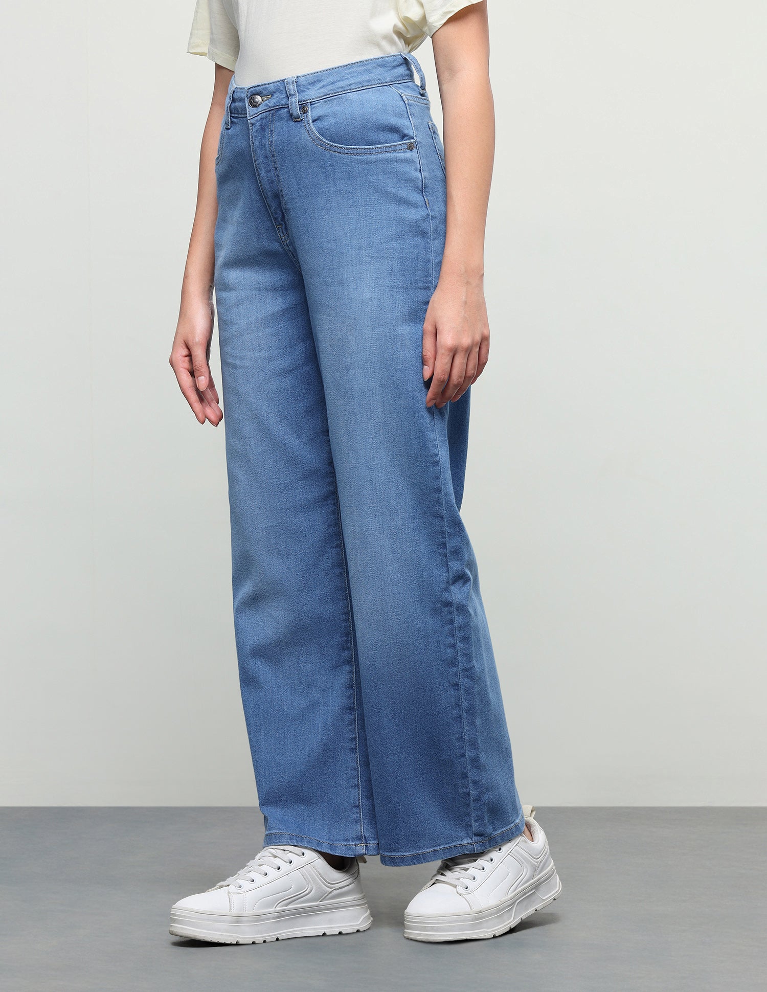 Wide Leg Fit Blue Jeans Light Blue - U.S. Polo Assn. India | Large