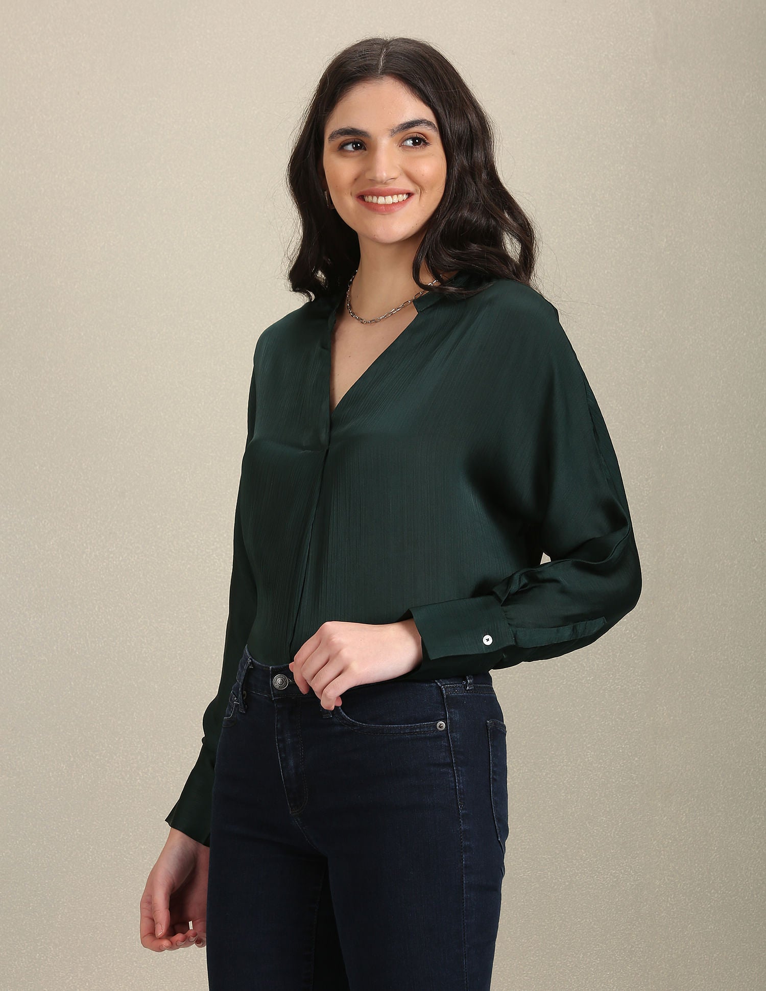 V-Neck Solid Top Dark Green - U.S. POLO ASSN. | Large