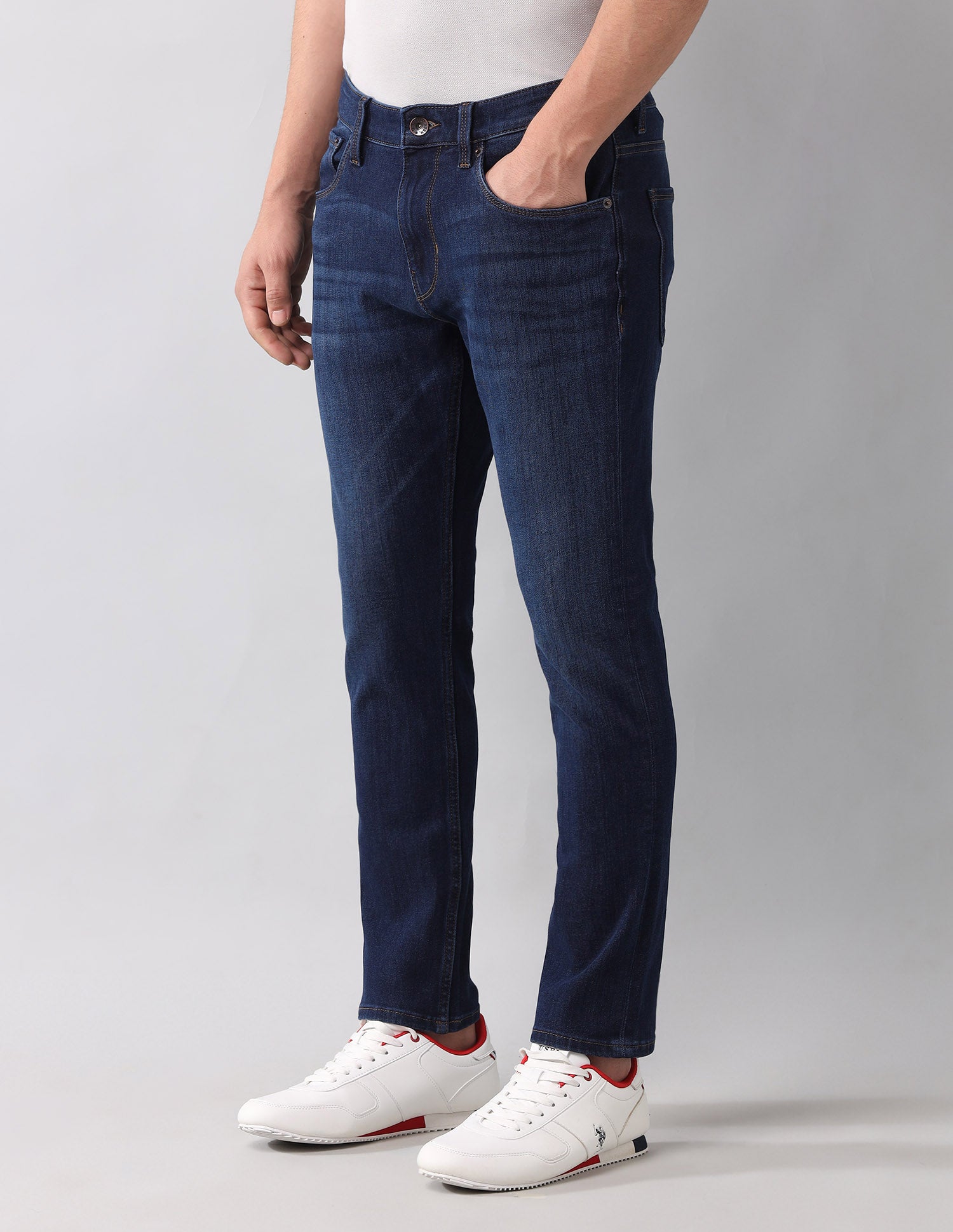 Henry Tapered Fit Authentic Bi Stretch Jeans Dark Wash - U.S. POLO ASSN. | Large