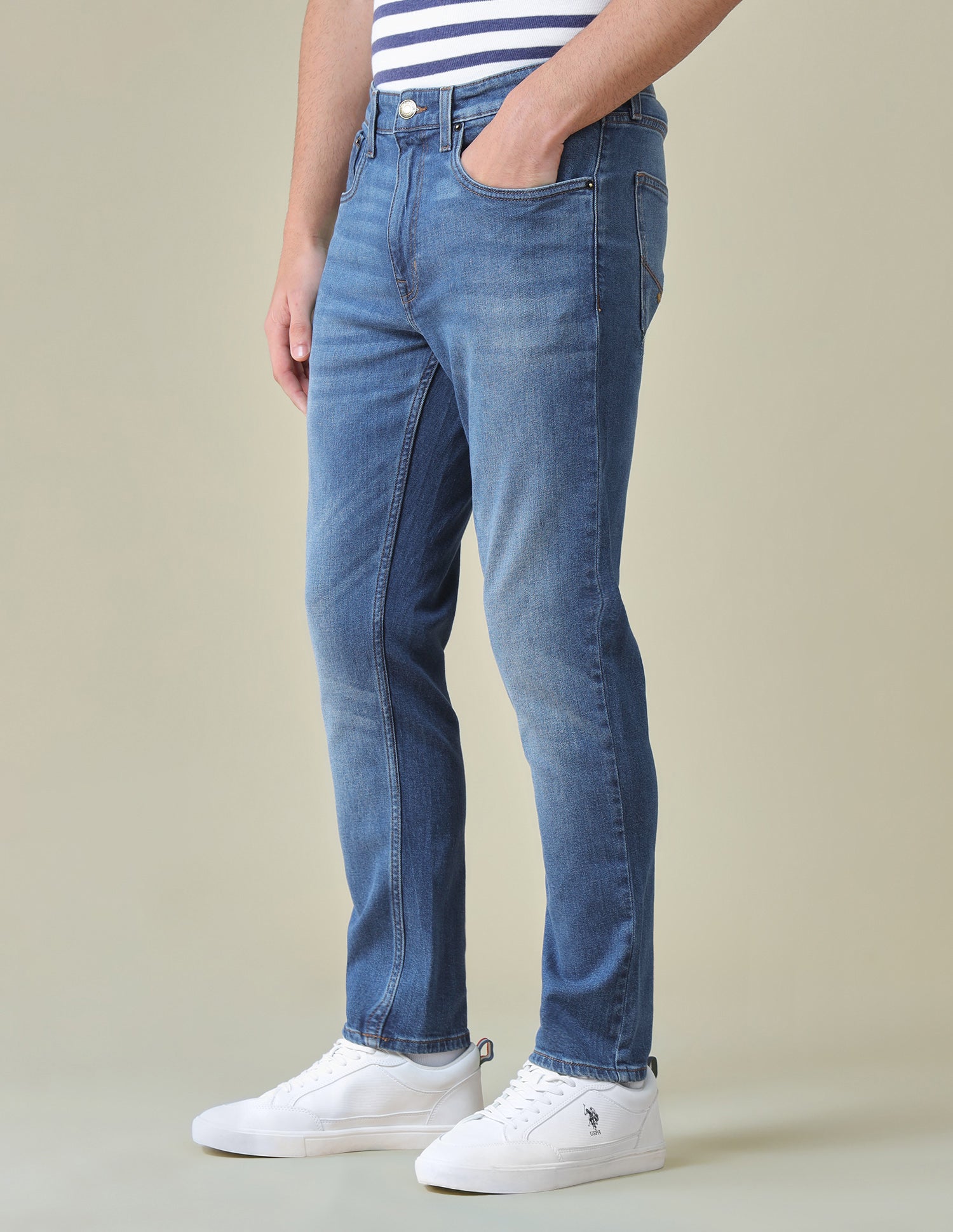 Cole Comfort Cropped Fit Blue Jeans Mid Blue - U.S. Polo Assn. India | Large