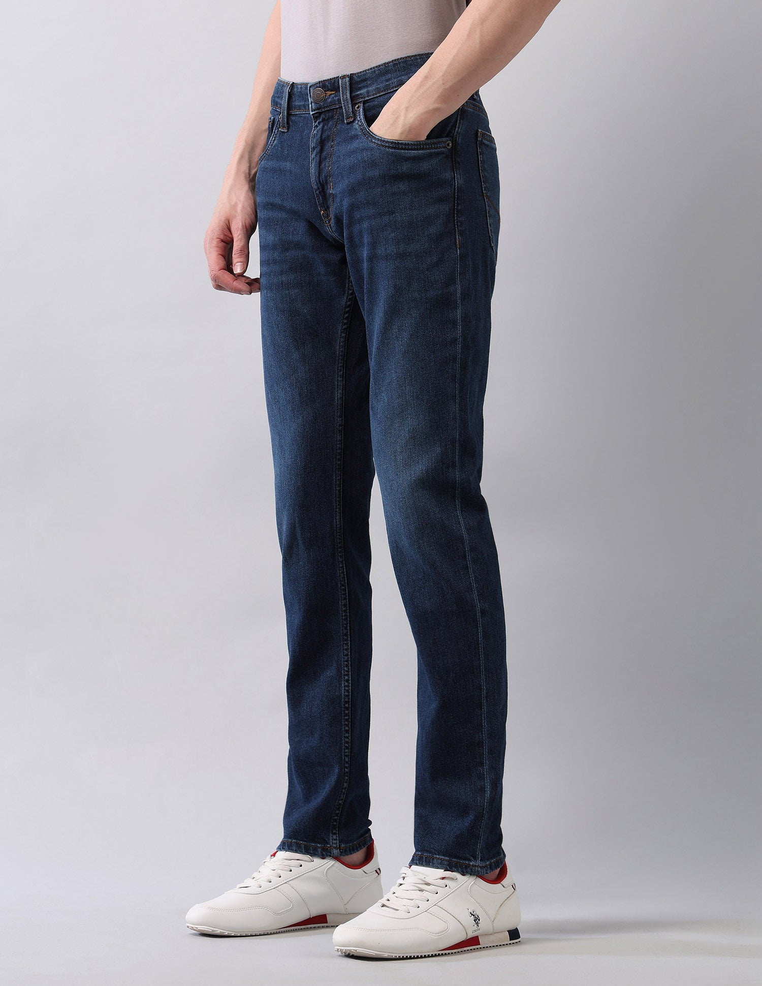 Brandon Slim Tapered Fit Blue Jeans Blue - U.S. POLO ASSN. | Large