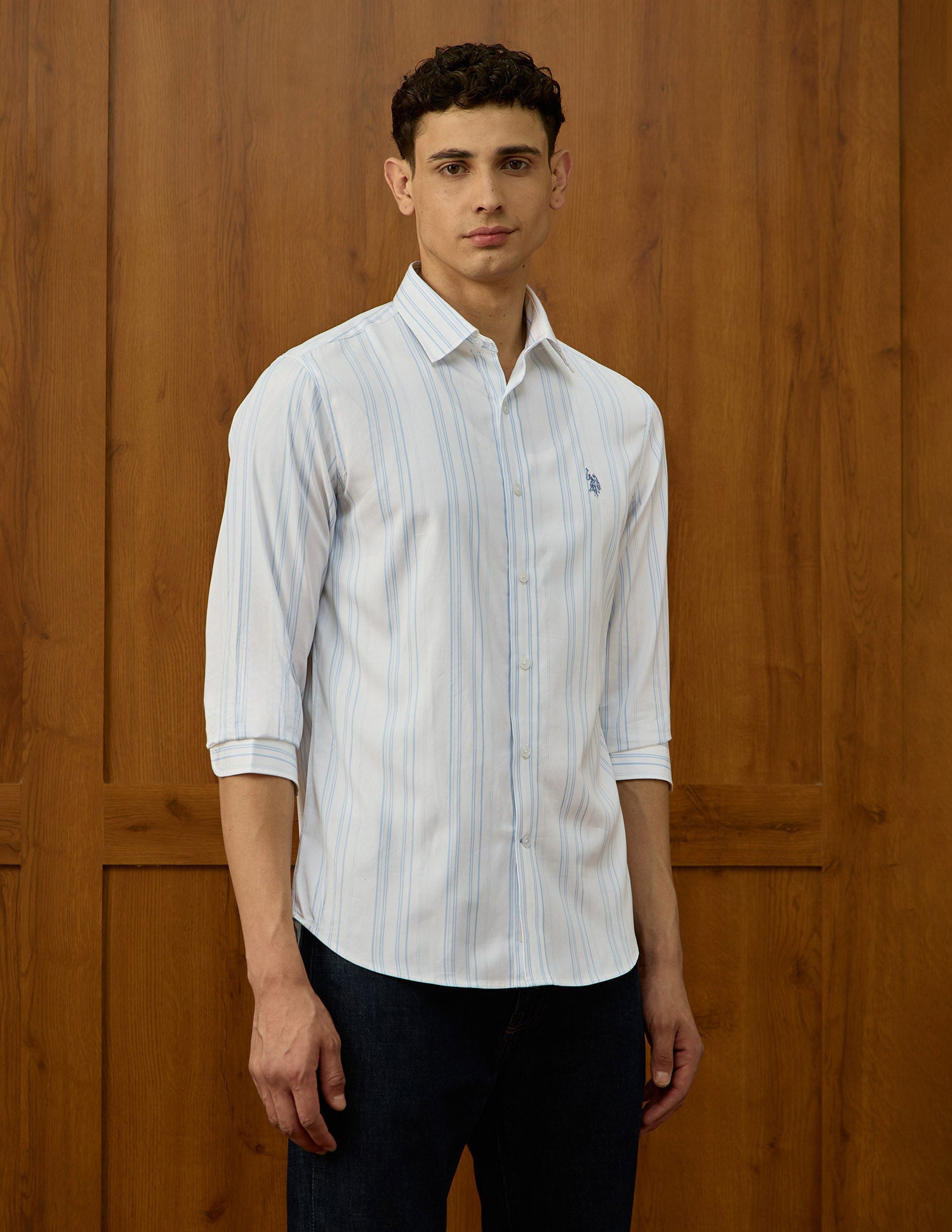 Poplin Varsity Theatre Shirt Light Blue - U.S. POLO ASSN. | Large