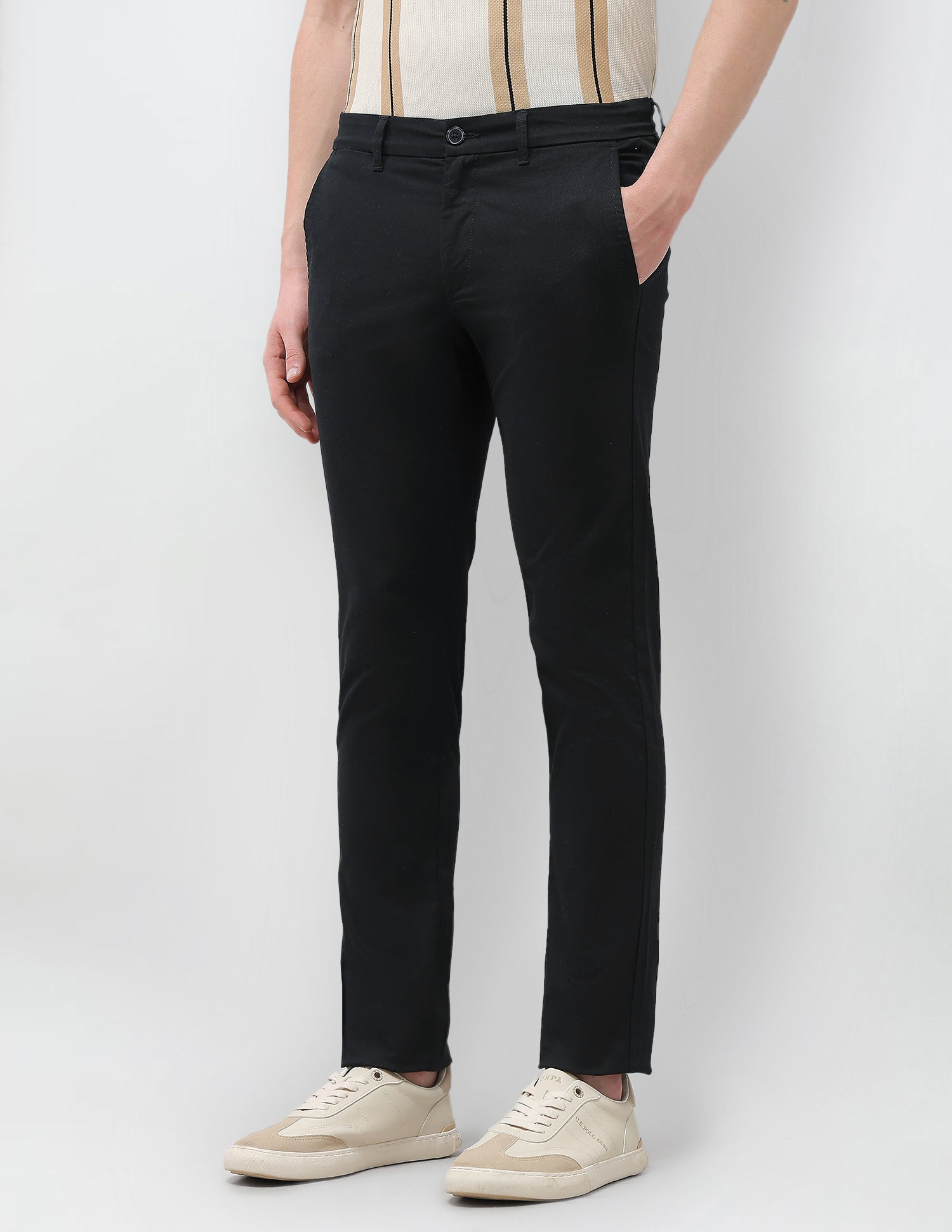 Solid Twill Denver Slim Fit Trousers Black - U.S. Polo Assn. India | Large