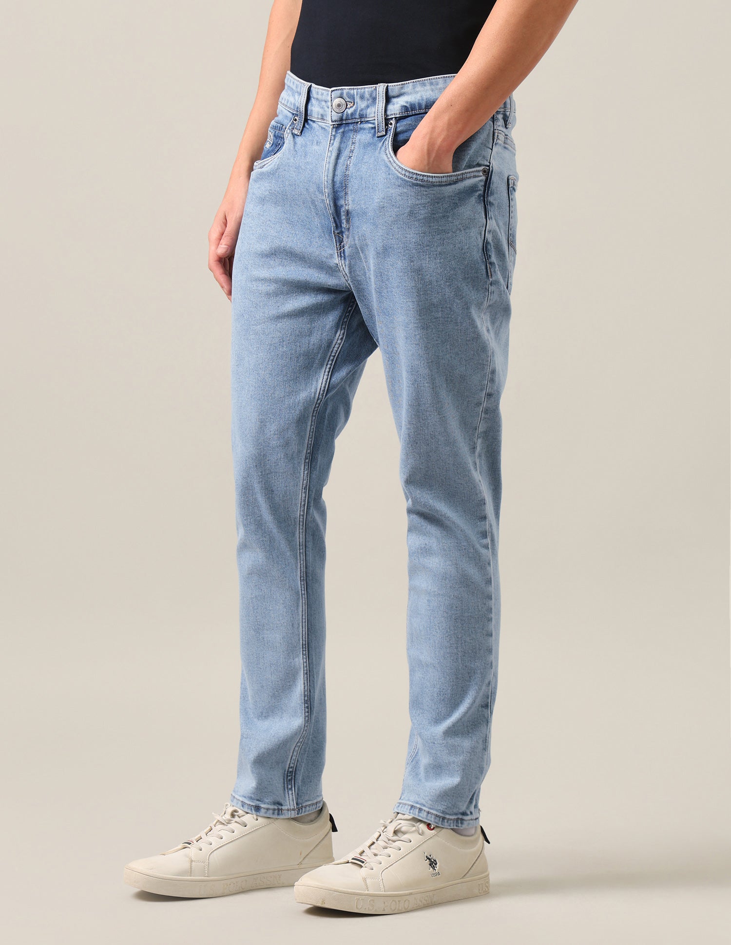Cole Comfort Cropped Fit Blue Jeans Light Indigo - U.S. Polo Assn. India | Large