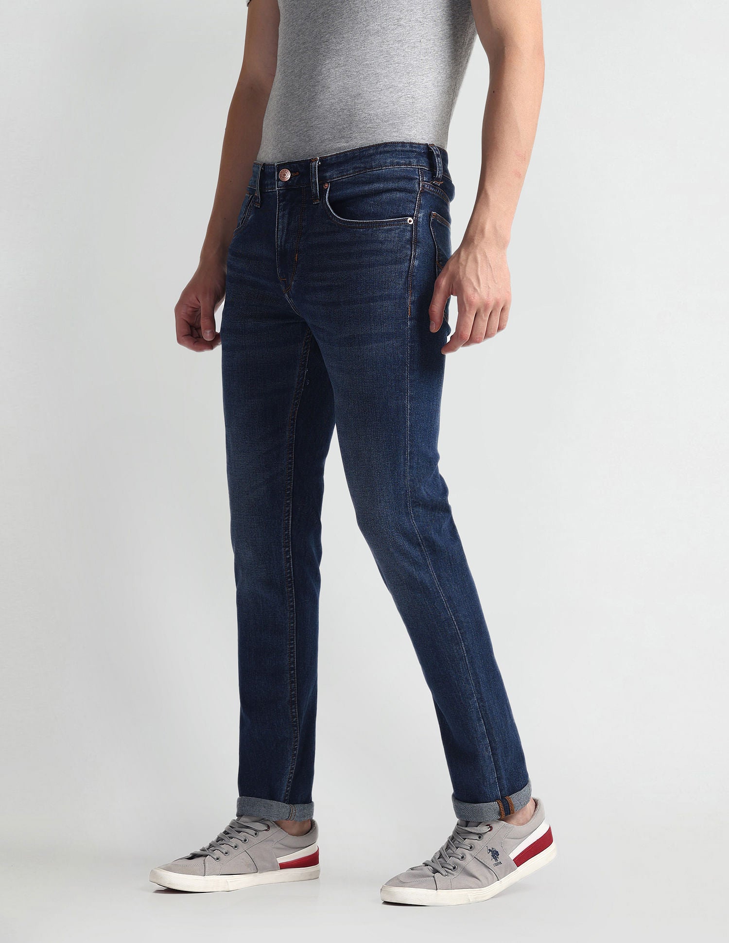 Brandon Slim Tapered Fit Blue Jeans Blue - U.S. Polo Assn. India | Large