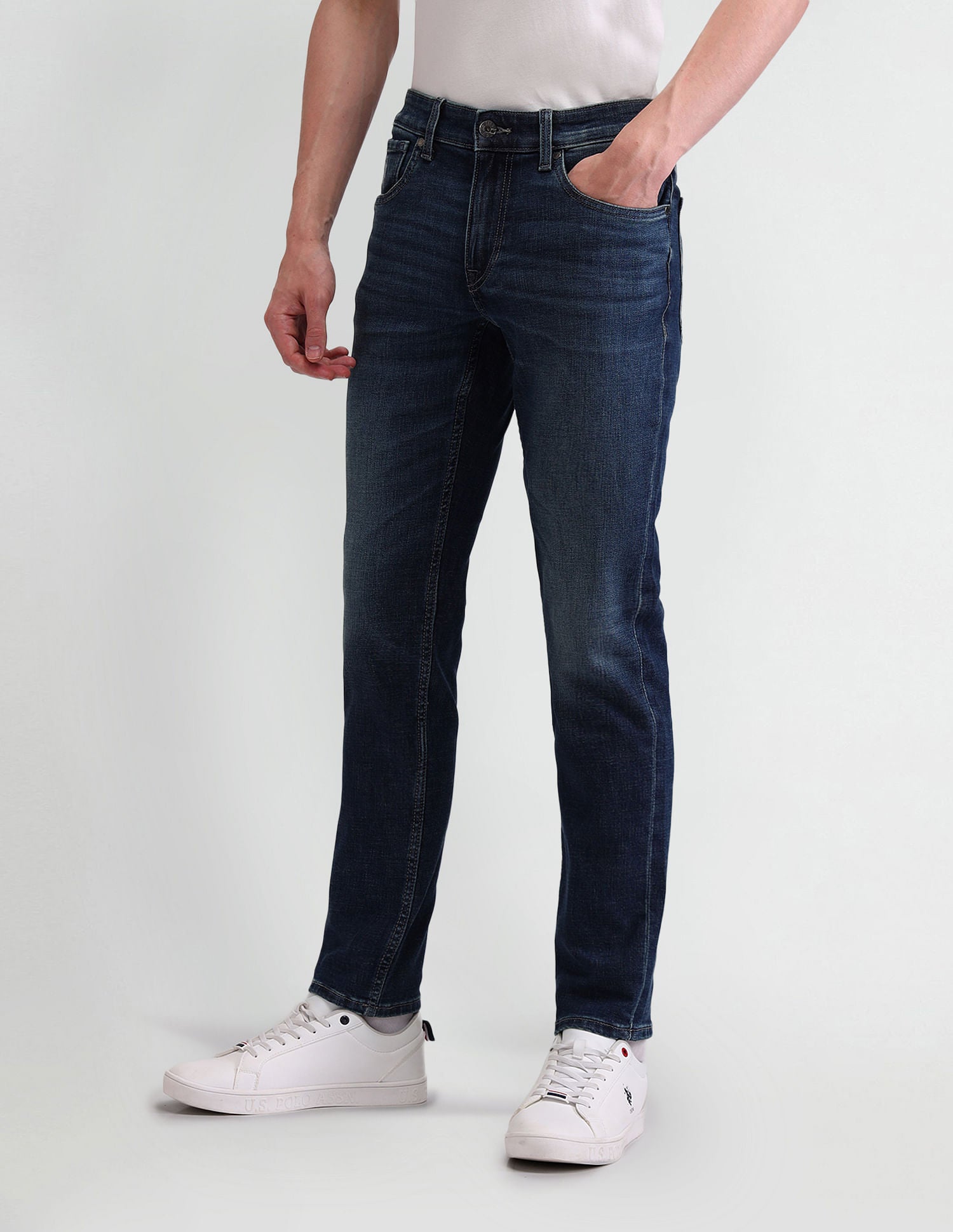 Brandon Slim Tapered Blue Jeans Blue - U.S. Polo Assn. India | Large