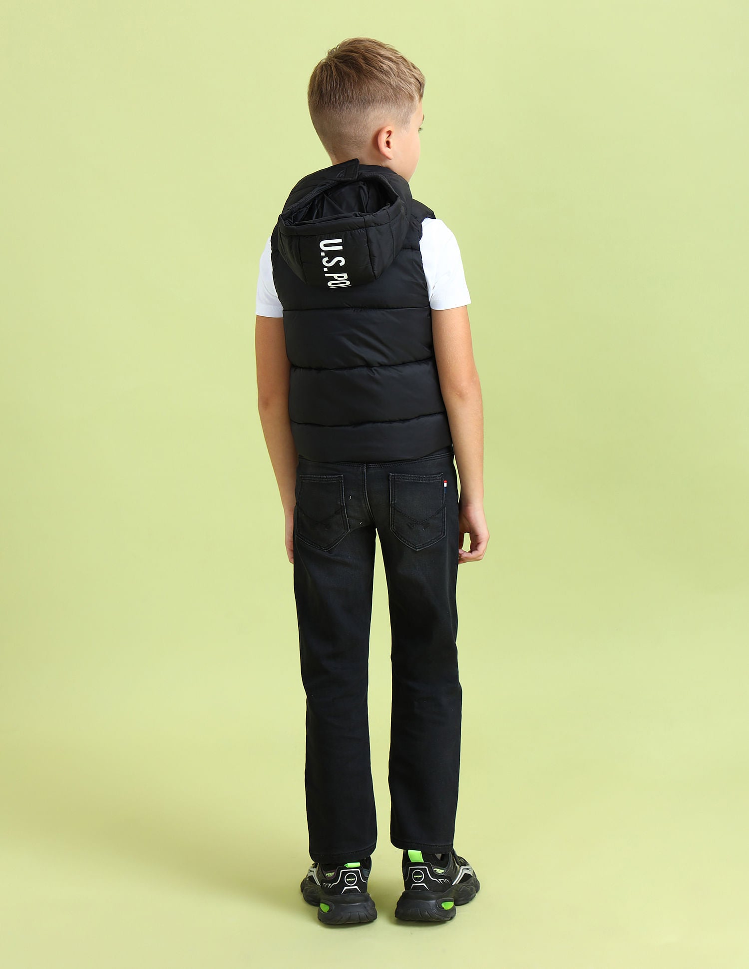 Boys Hooded Gilet Jacket Black - U.S. POLO ASSN. | Large