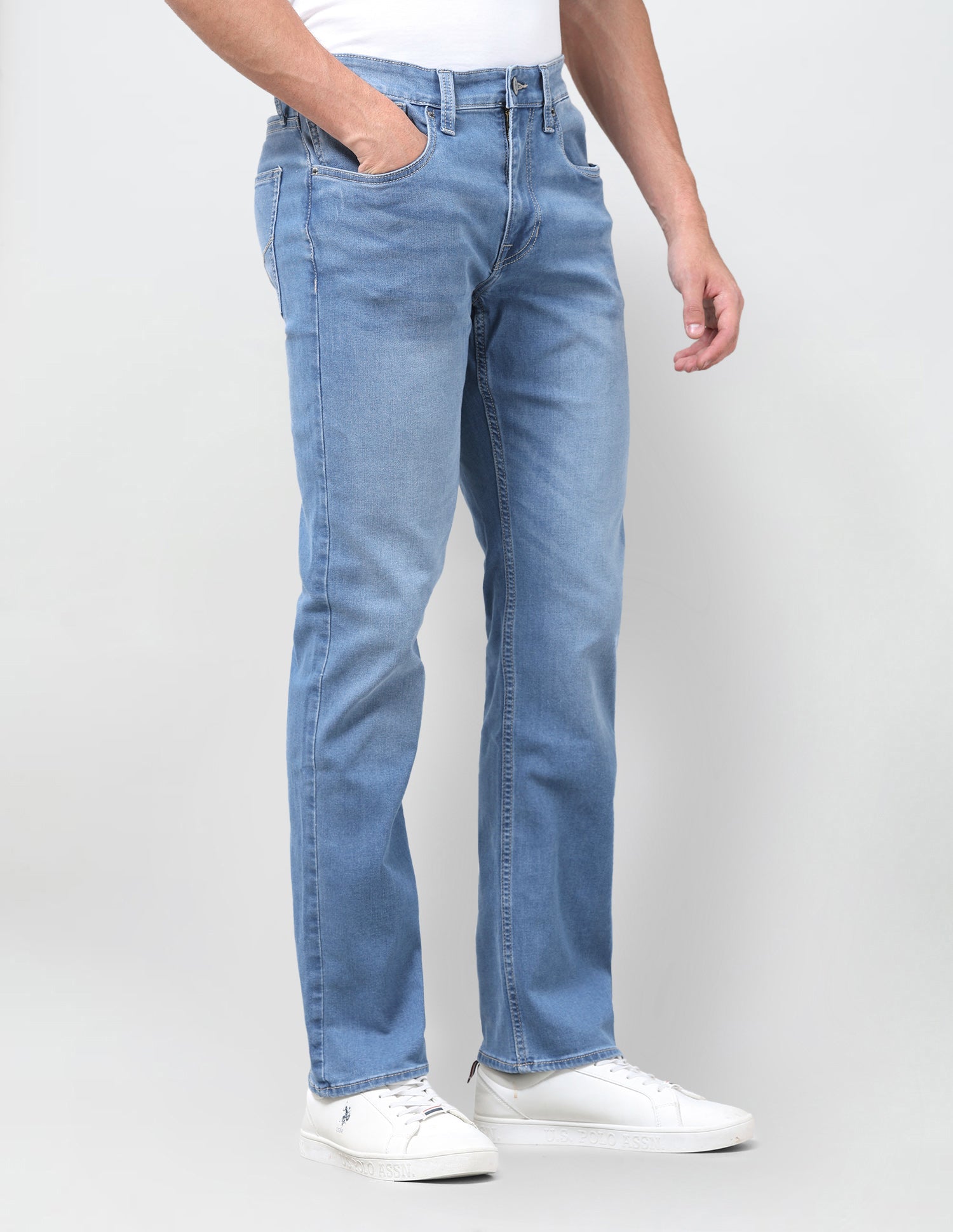 Harold Slim Straight Fit Blue Jeans Light Indigo - U.S. Polo Assn. India | Large