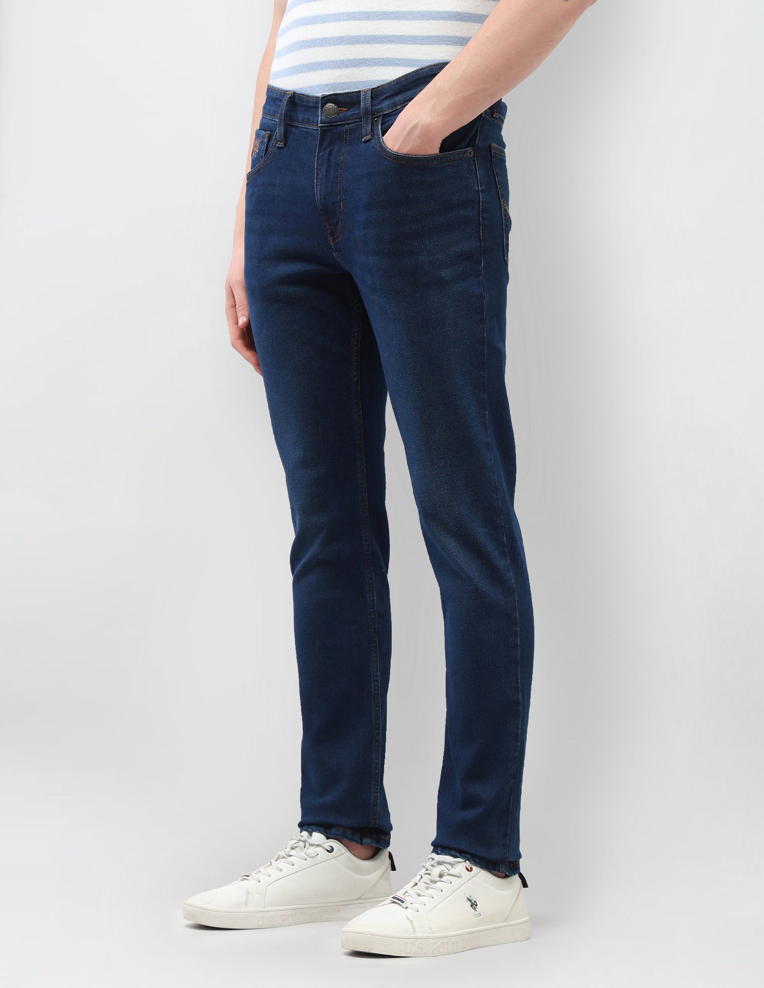 Brandon Slim Tapered Fit Blue Jeans Dark Blue - U.S. Polo Assn. India | Large