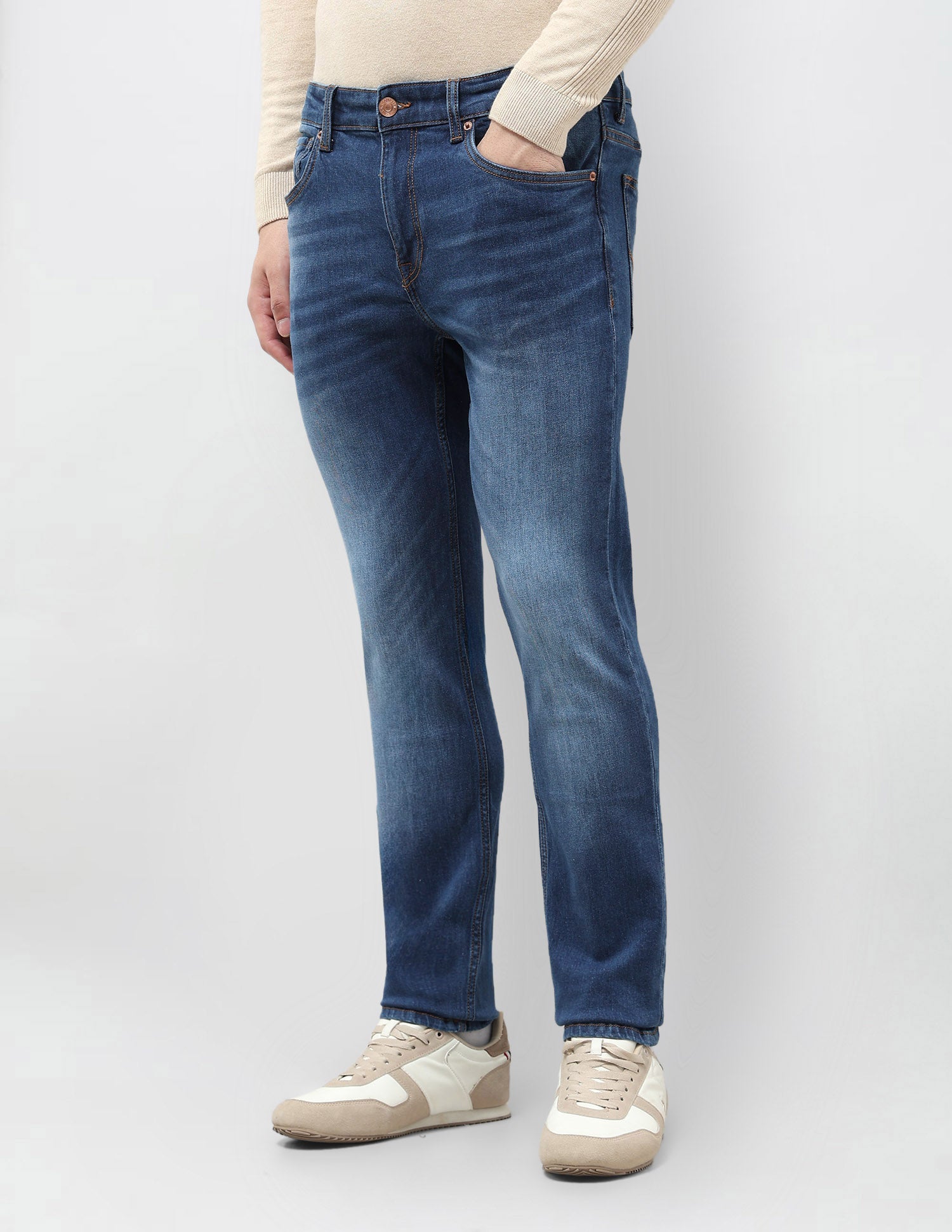 Brandon Slim Tapered Fit Blue Jeans Light Indigo - U.S. POLO ASSN. | Large