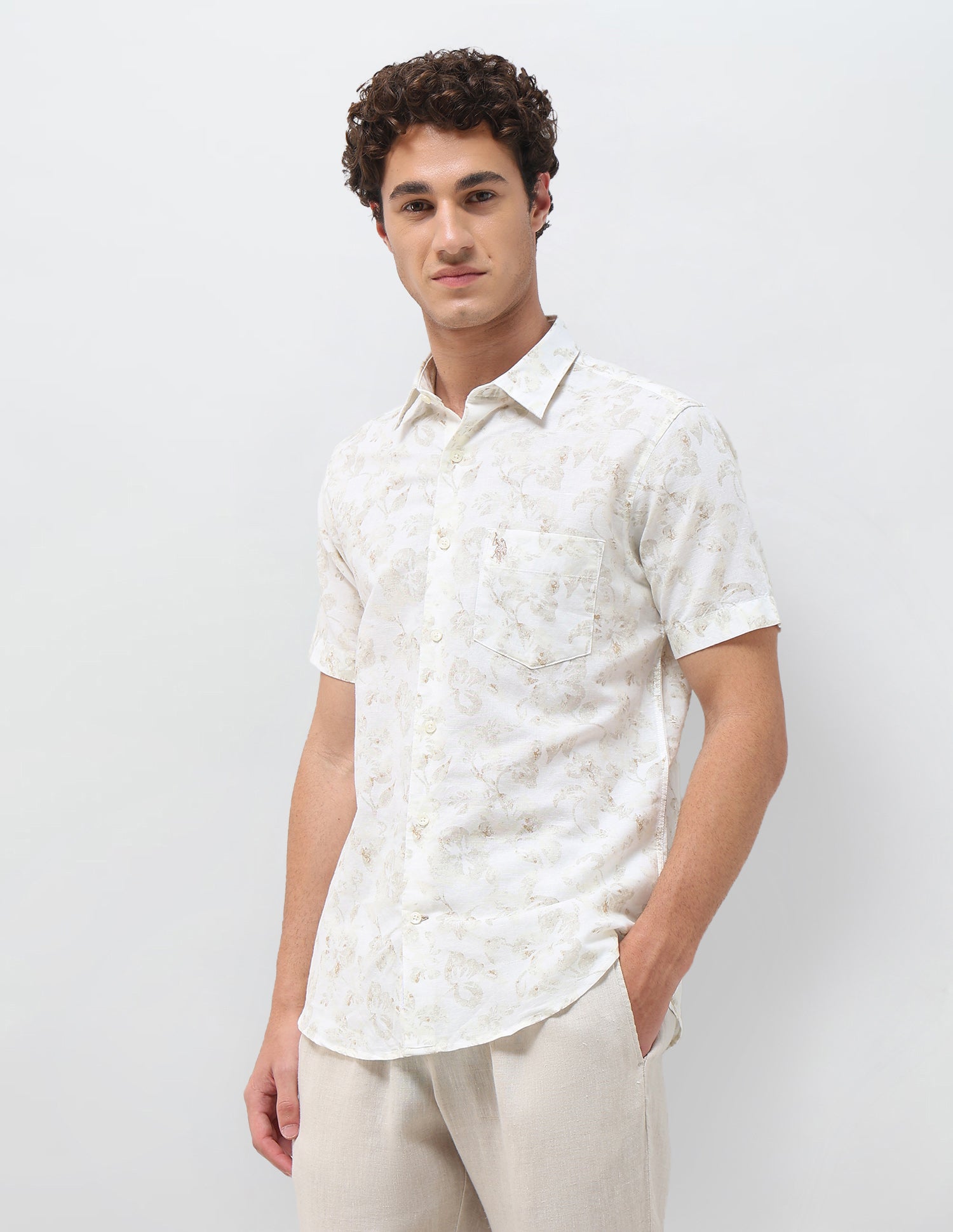 Floral Printed Regular Fit Shirt Ivory - U.S. Polo Assn. India | Large