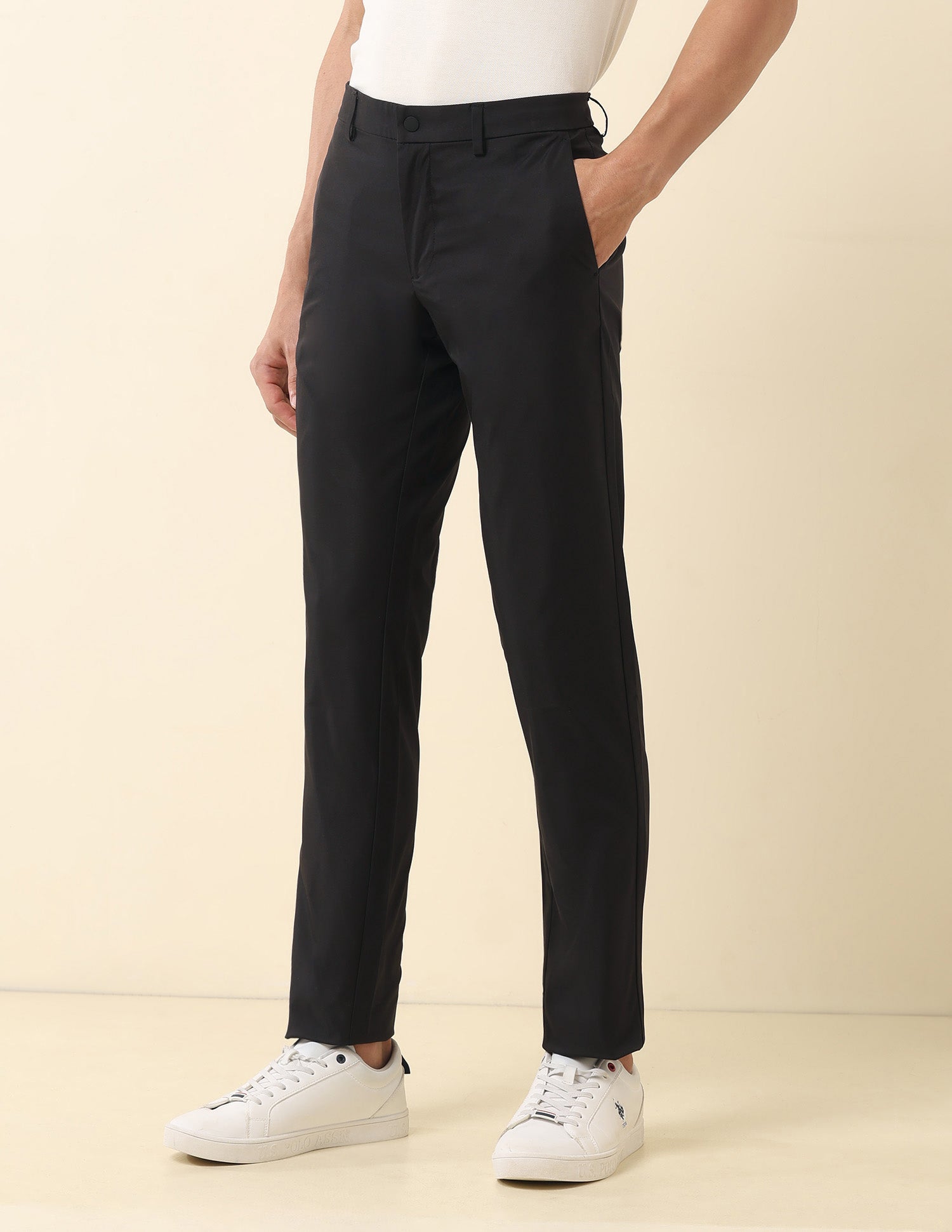 Solid Denver Slim Fit Trousers Black - U.S. Polo Assn. India | Large