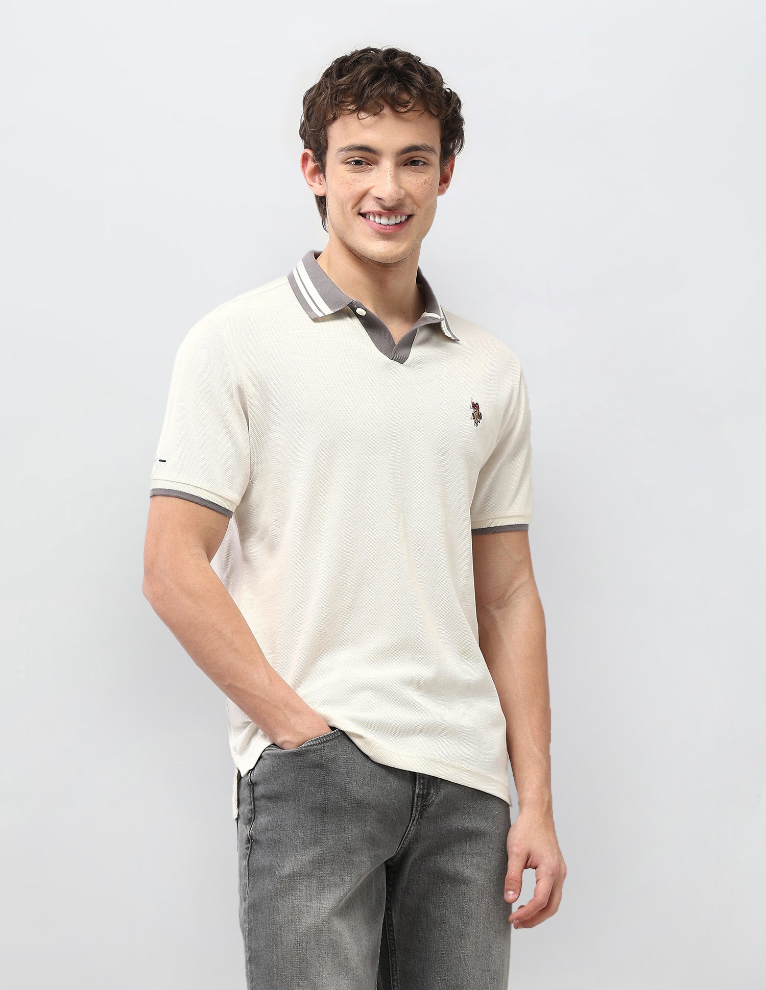 Textured Motel On The Coast Polo Shirt Ivory - U.S. Polo Assn. India | Large