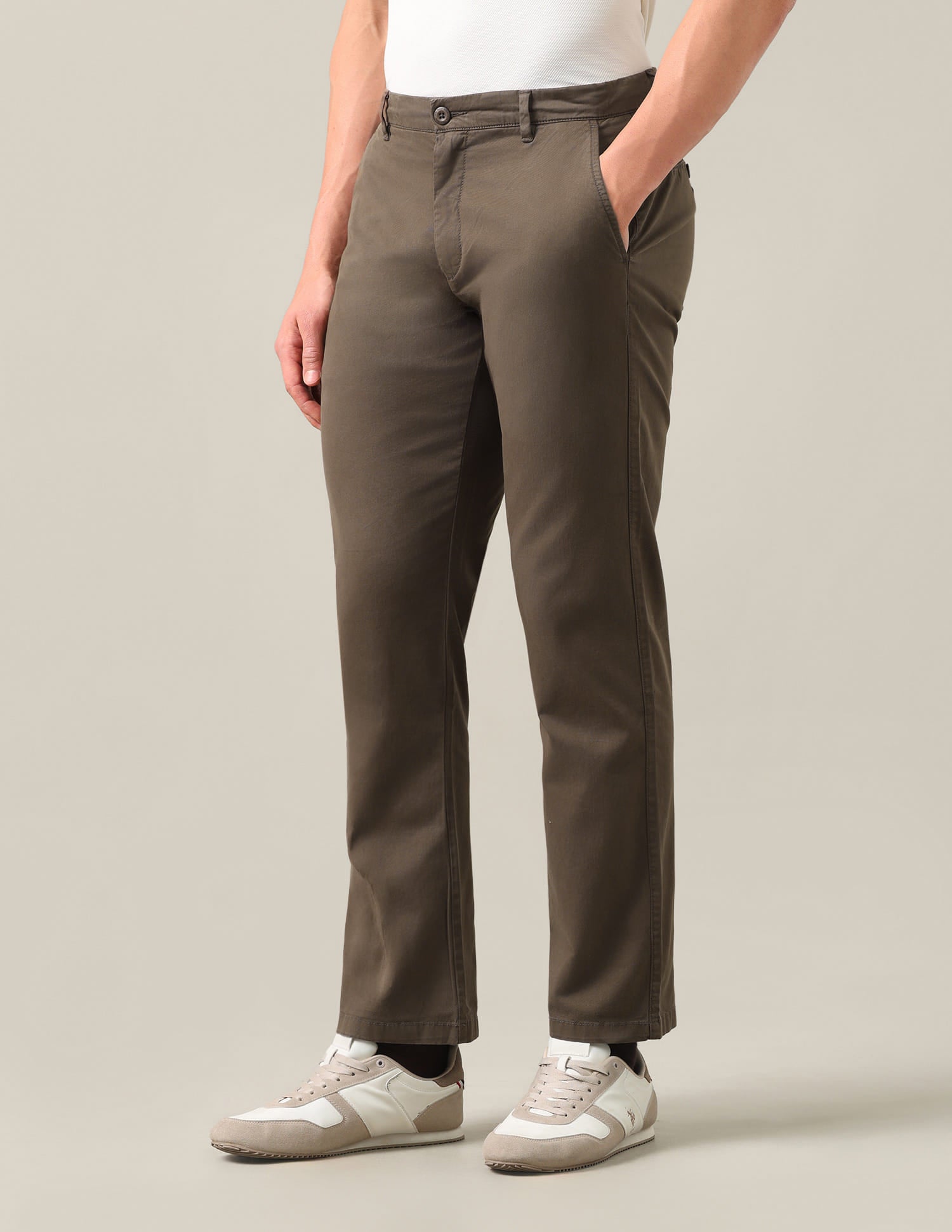Riley Straight Fit Twill Trousers Brown - U.S. Polo Assn. India | Large