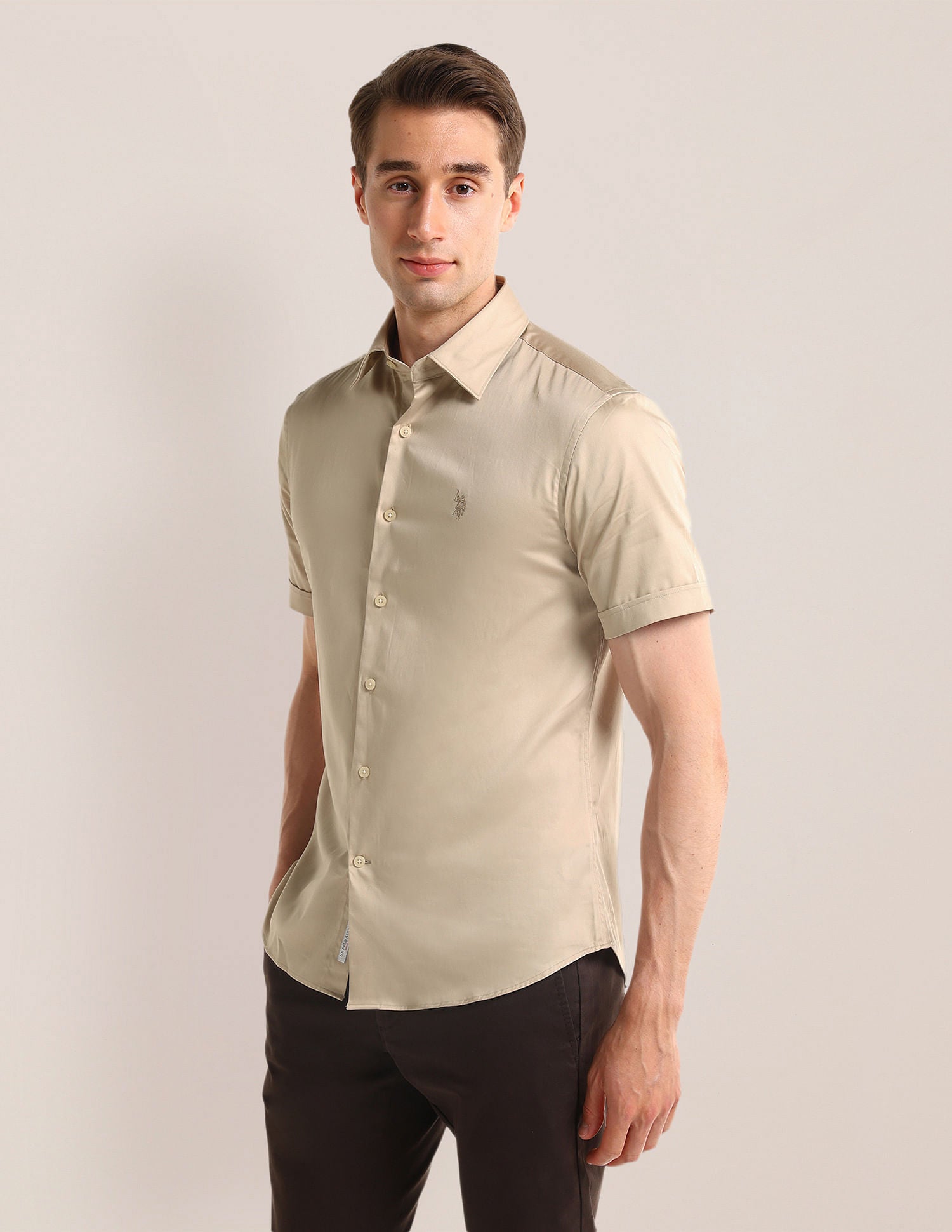 Tailored Fit Solid Shirt Beige - U.S. POLO ASSN. | Large
