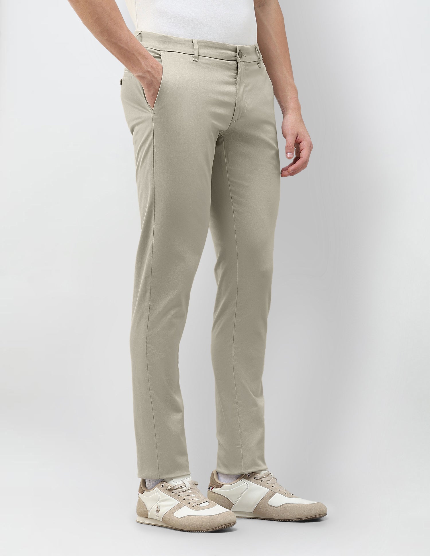 Austin Slim Fit Dobby Trousers Khaki - U.S. Polo Assn. India | Large