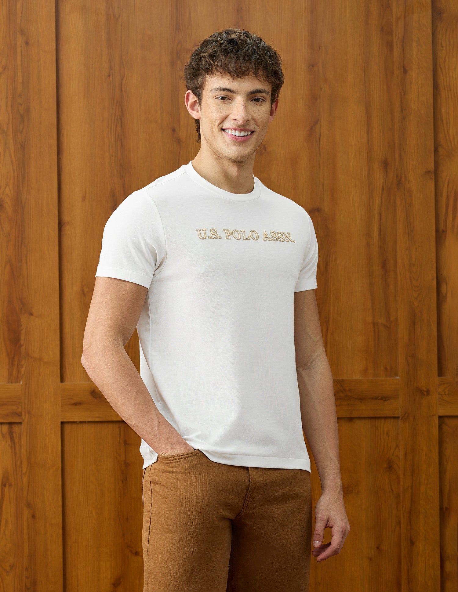 Solid Slim Fit T-Shirt Off White - U.S. Polo Assn. India | Large