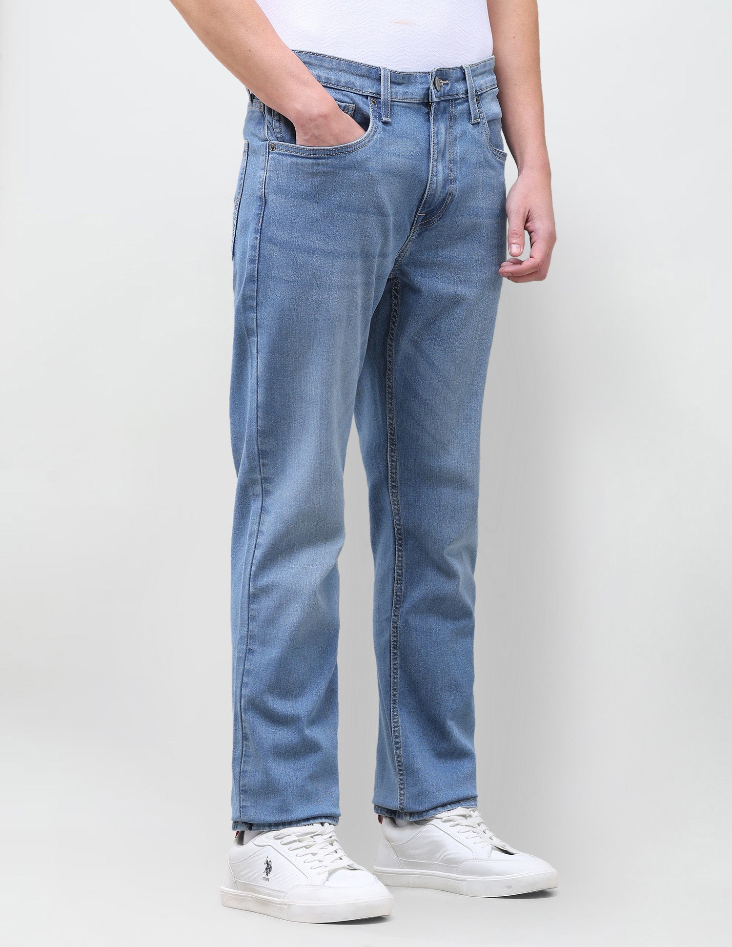 Harold Slim Straight Fit Blue Jeans Light Indigo - U.S. Polo Assn. India | Large