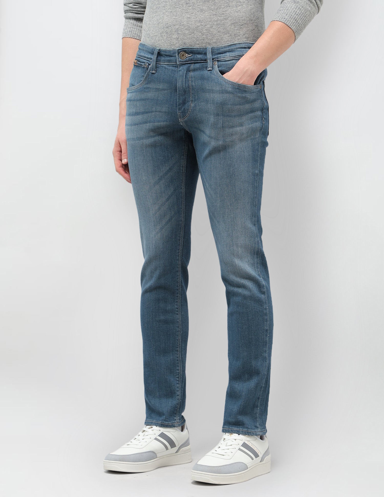 Brandon Slim Tapered Fit Blue Jeans Blue - U.S. POLO ASSN. | Large