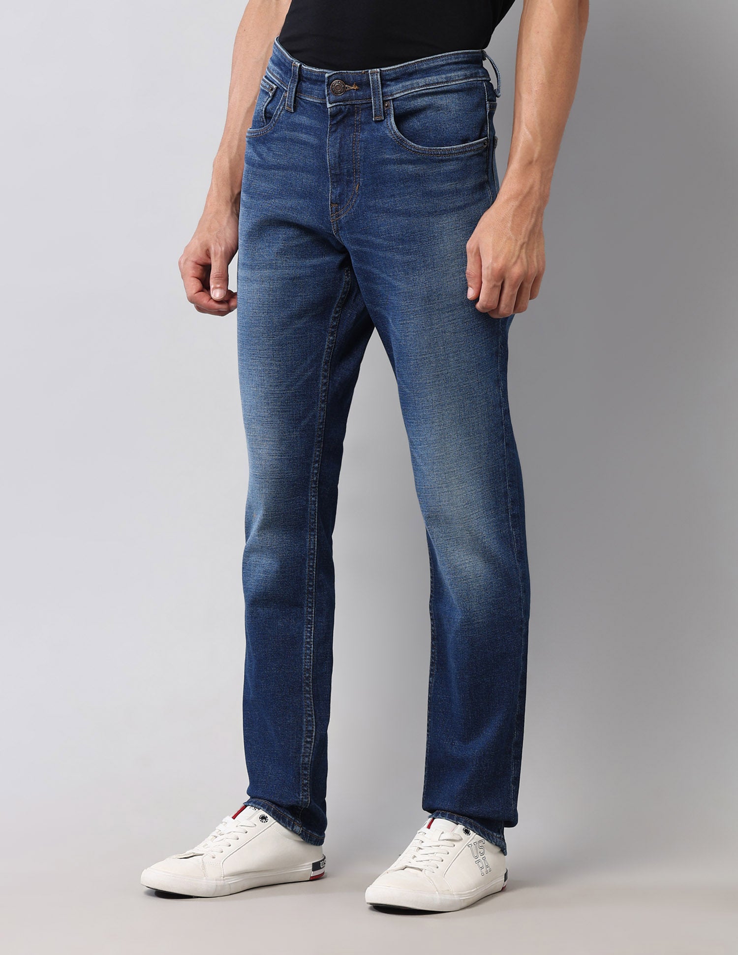 Brandon Slim Tapered Fit Blue Vintage Jeans Mid Wash - U.S. Polo Assn. India | Large