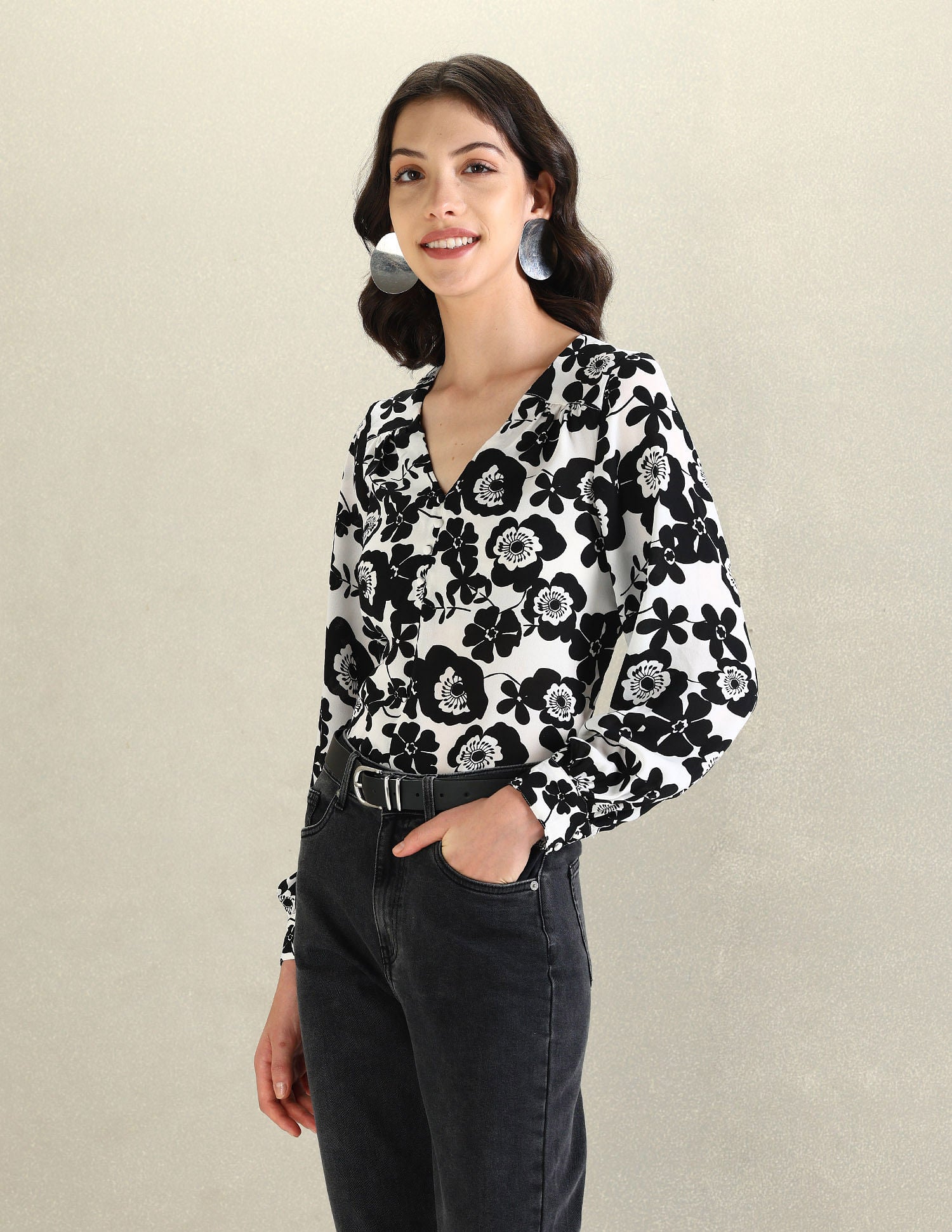 Floral Print V-Neck Top Black and White - U.S. POLO ASSN. | Large