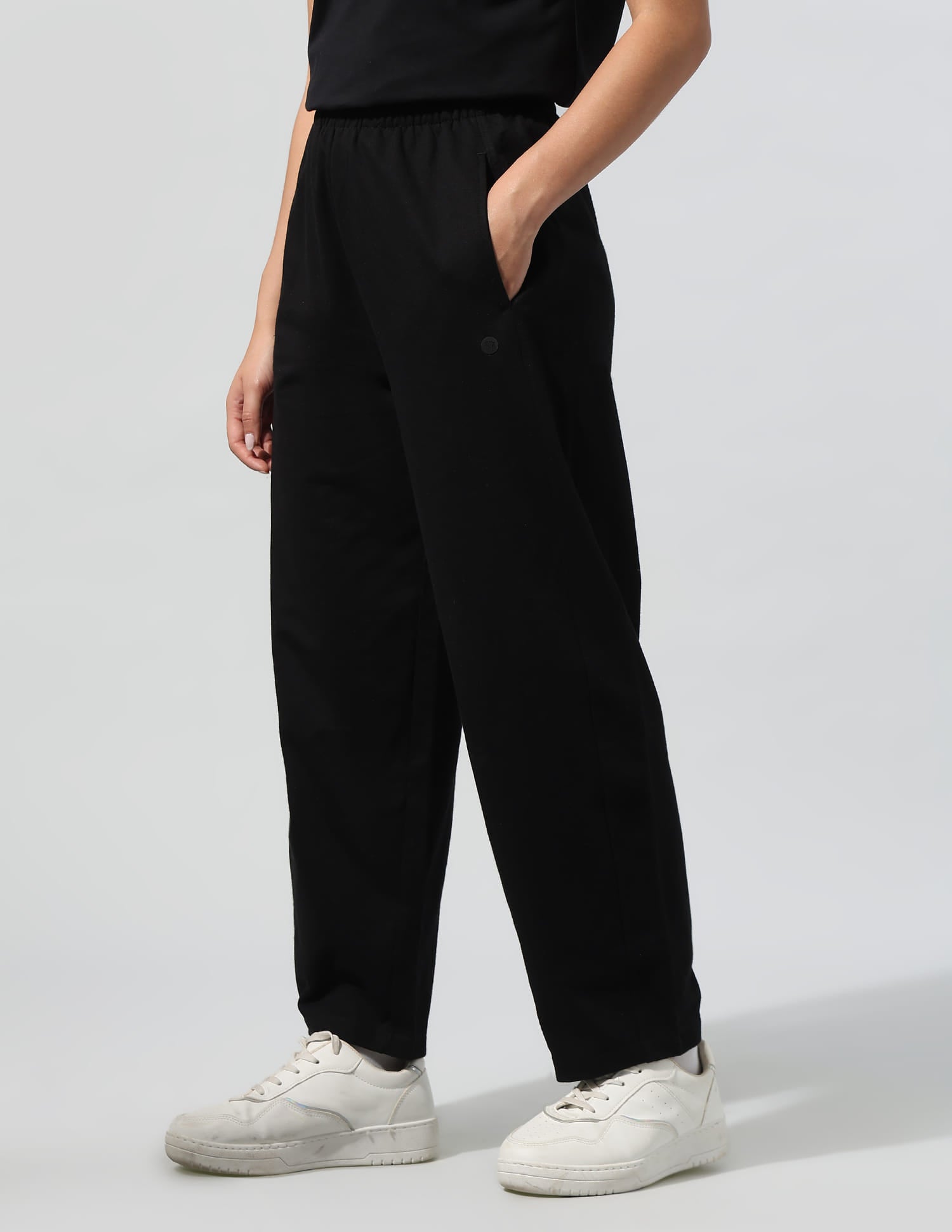 Shifted Seam Barrel Fit Trousers Black - U.S. Polo Assn. India | Large