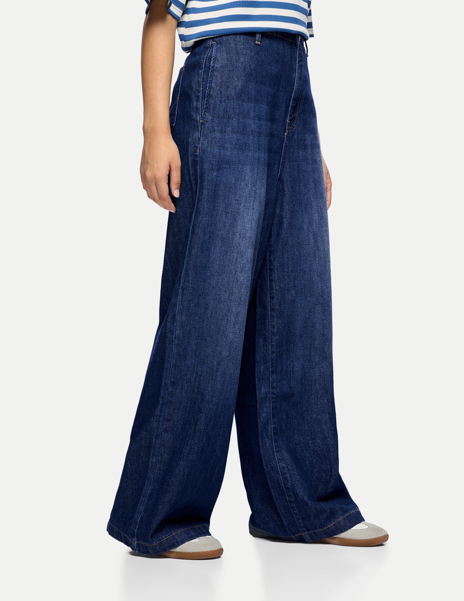 Wide Leg Fit Blue Jeans Dark Blue - U.S. Polo Assn. India | Large