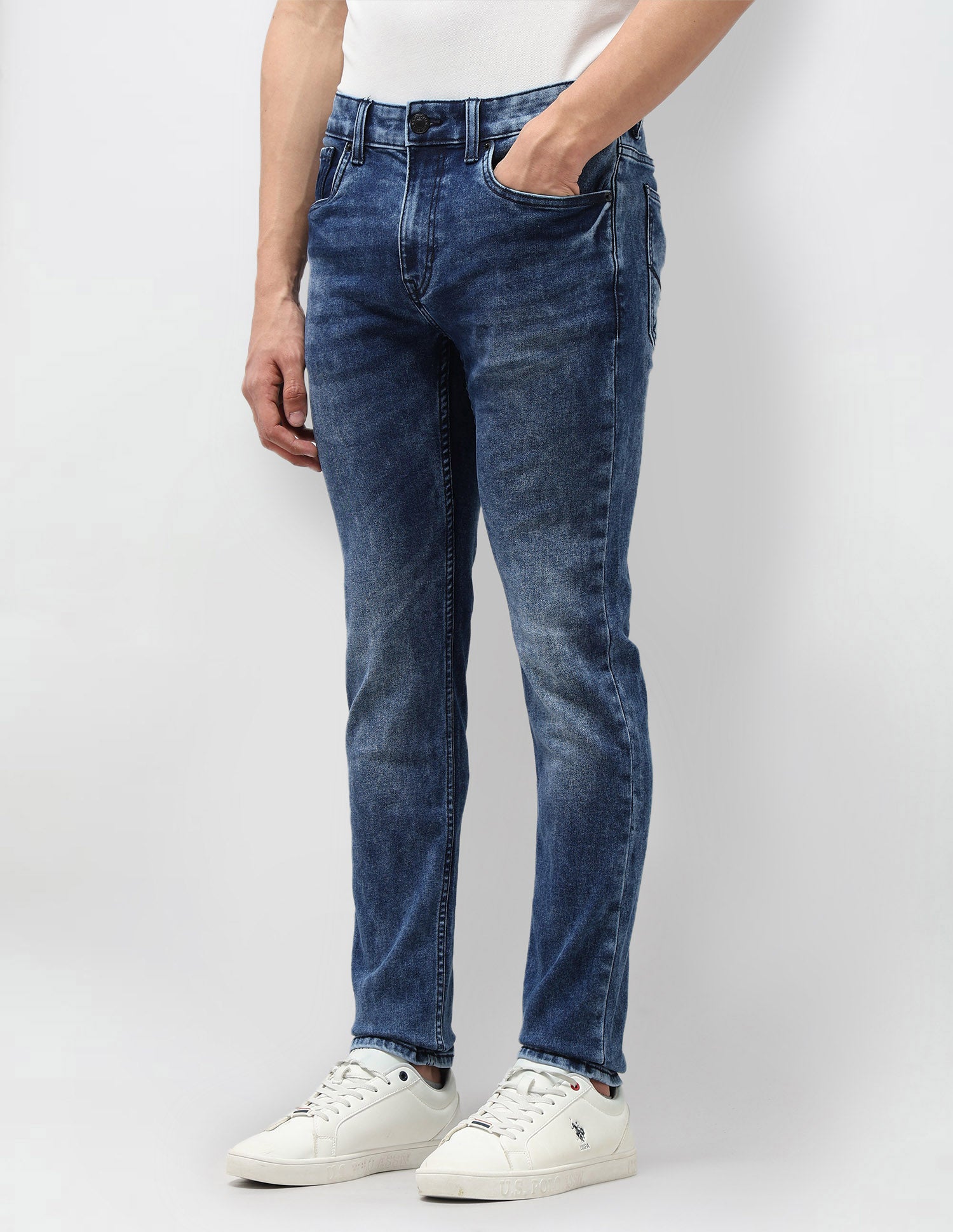 Brandon Slim Tapered Fit Blue Jeans Indigo - U.S. Polo Assn. India | Large