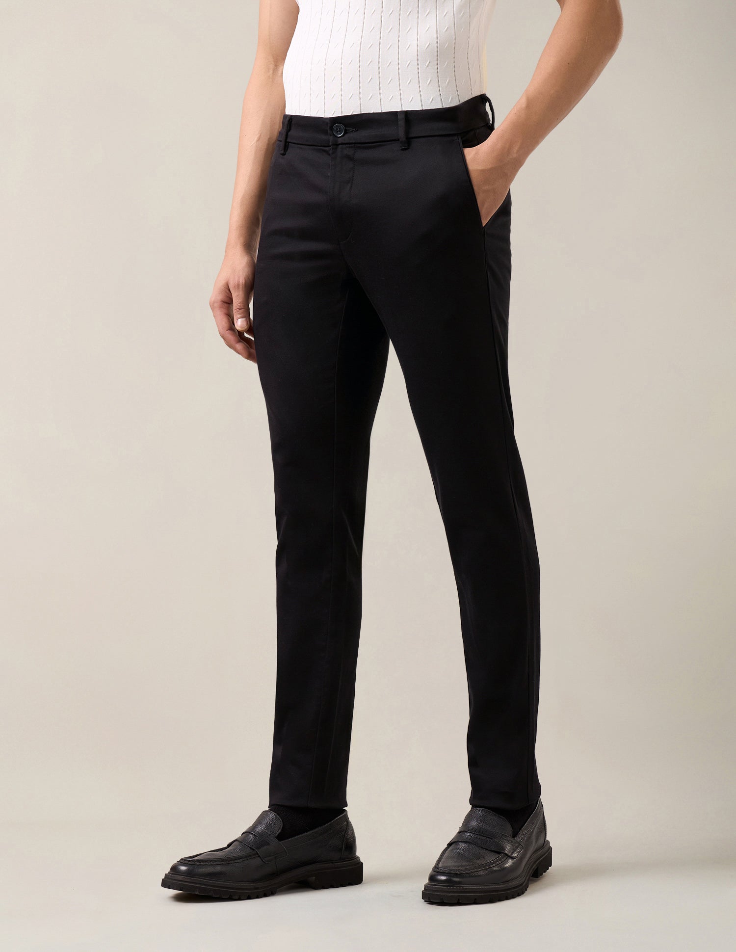 Mid Rise Austin Slim Fit Trousers Black - U.S. Polo Assn. India | Large