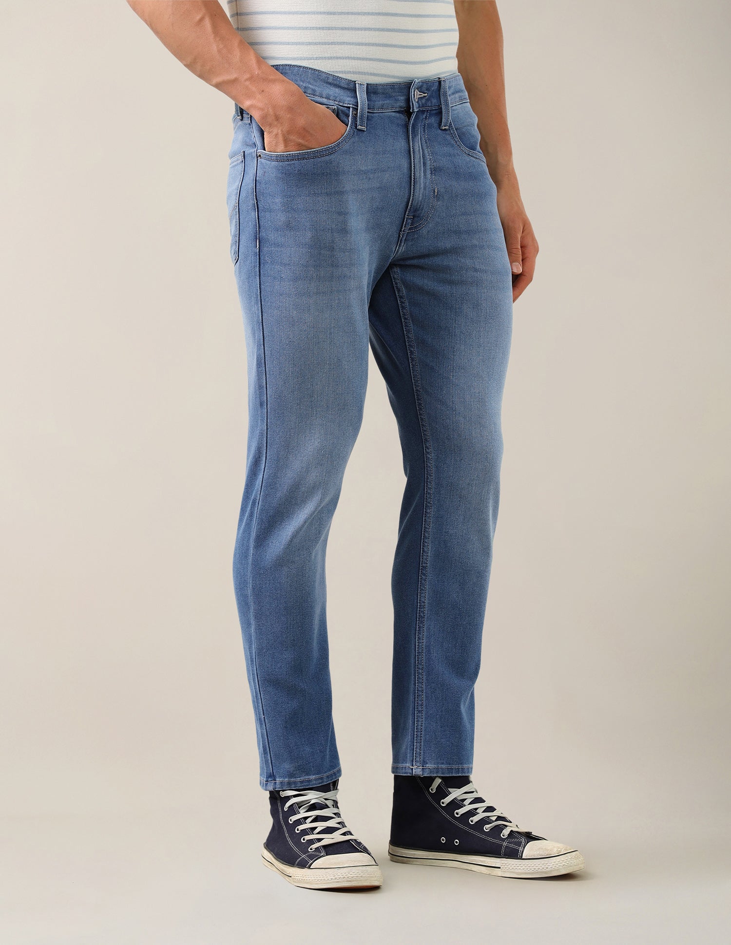 Cole Comfort Cropped Fit Blue Jeans Light Indigo - U.S. Polo Assn. India | Large