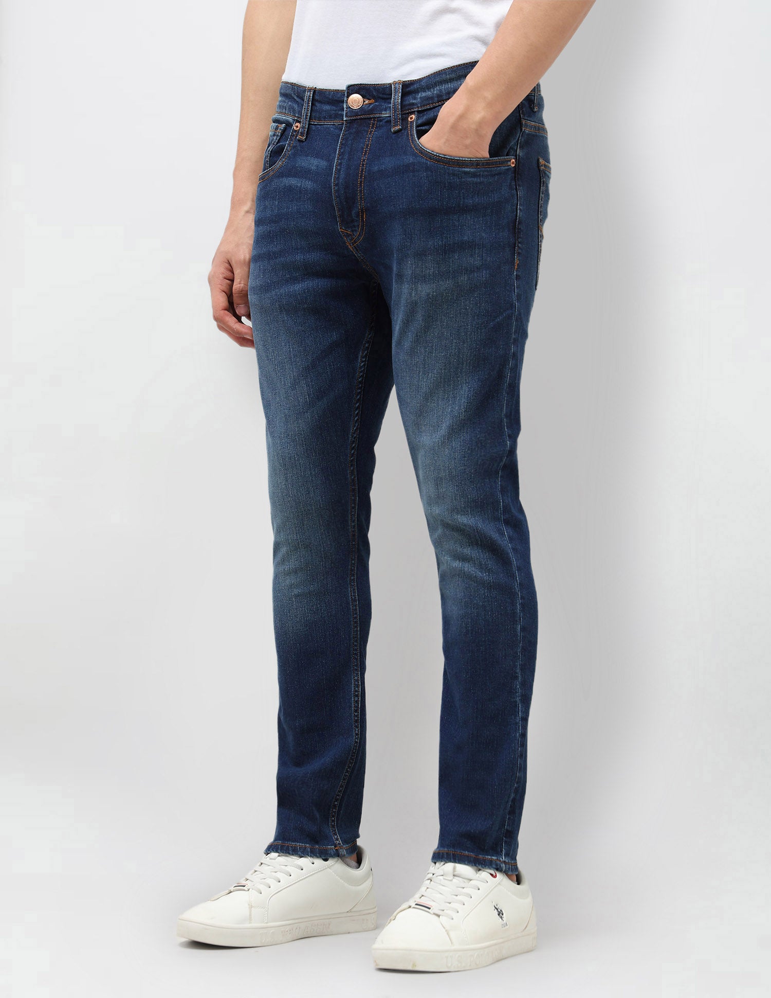 Henry Tapered Fit Blue Jeans Blue - U.S. Polo Assn. India | Large